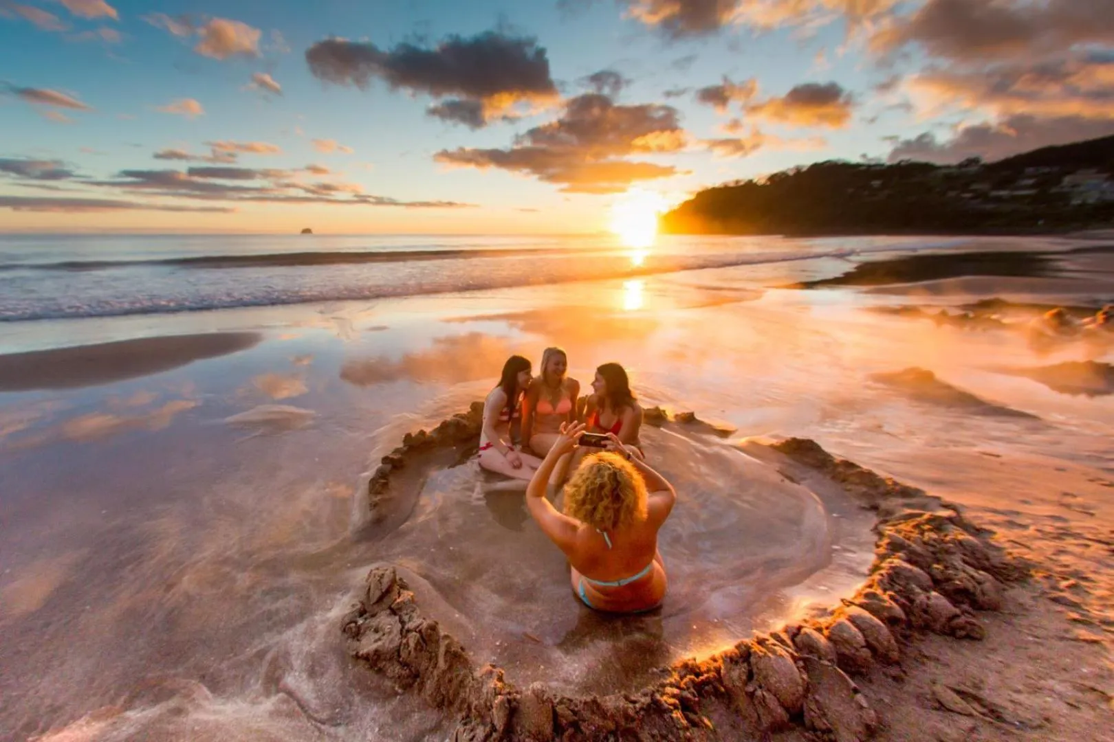 Spring in Hot Water Beach TOP 10 Holiday Park