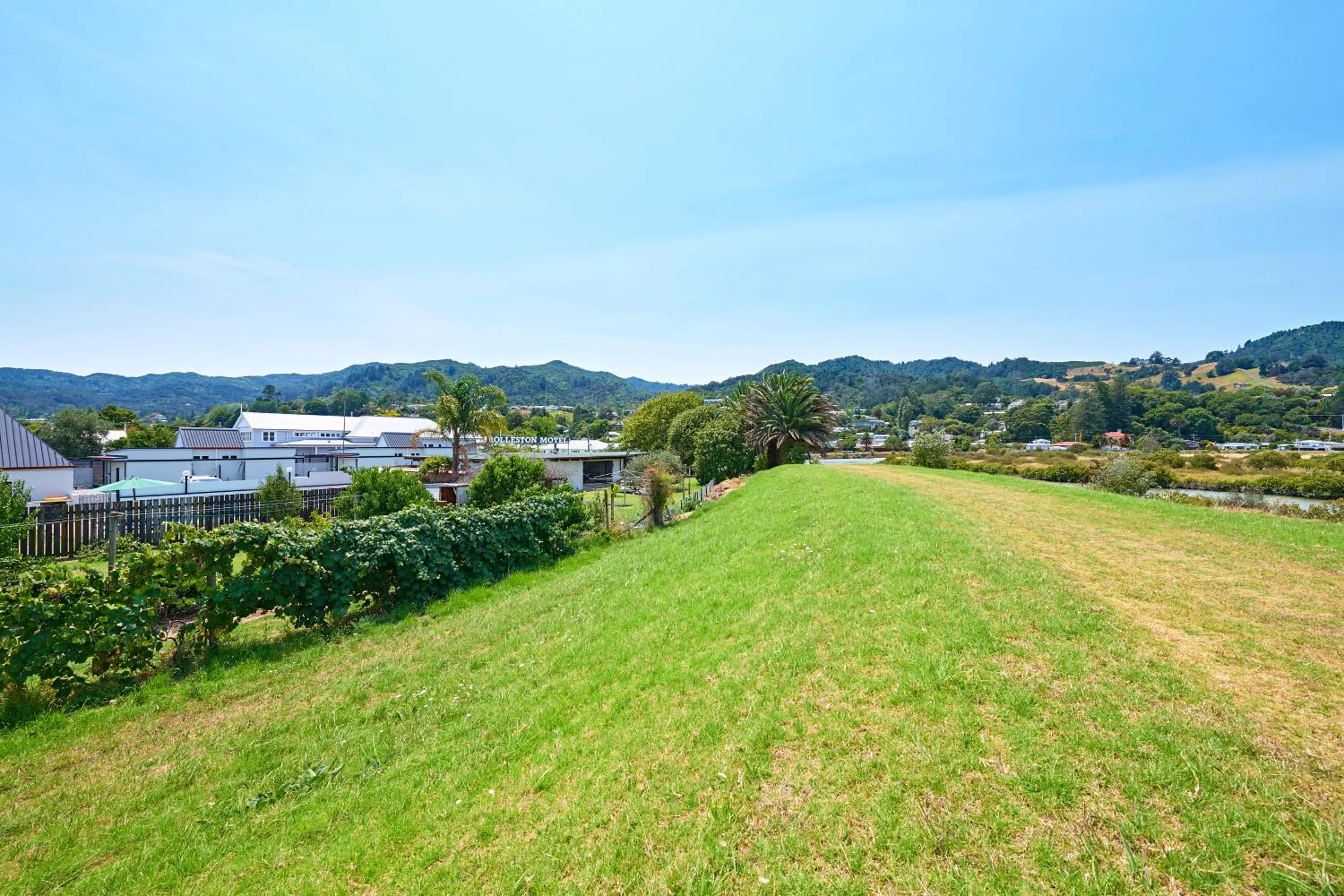 Off site in Rolleston Motel Thames - Wenzel Motels