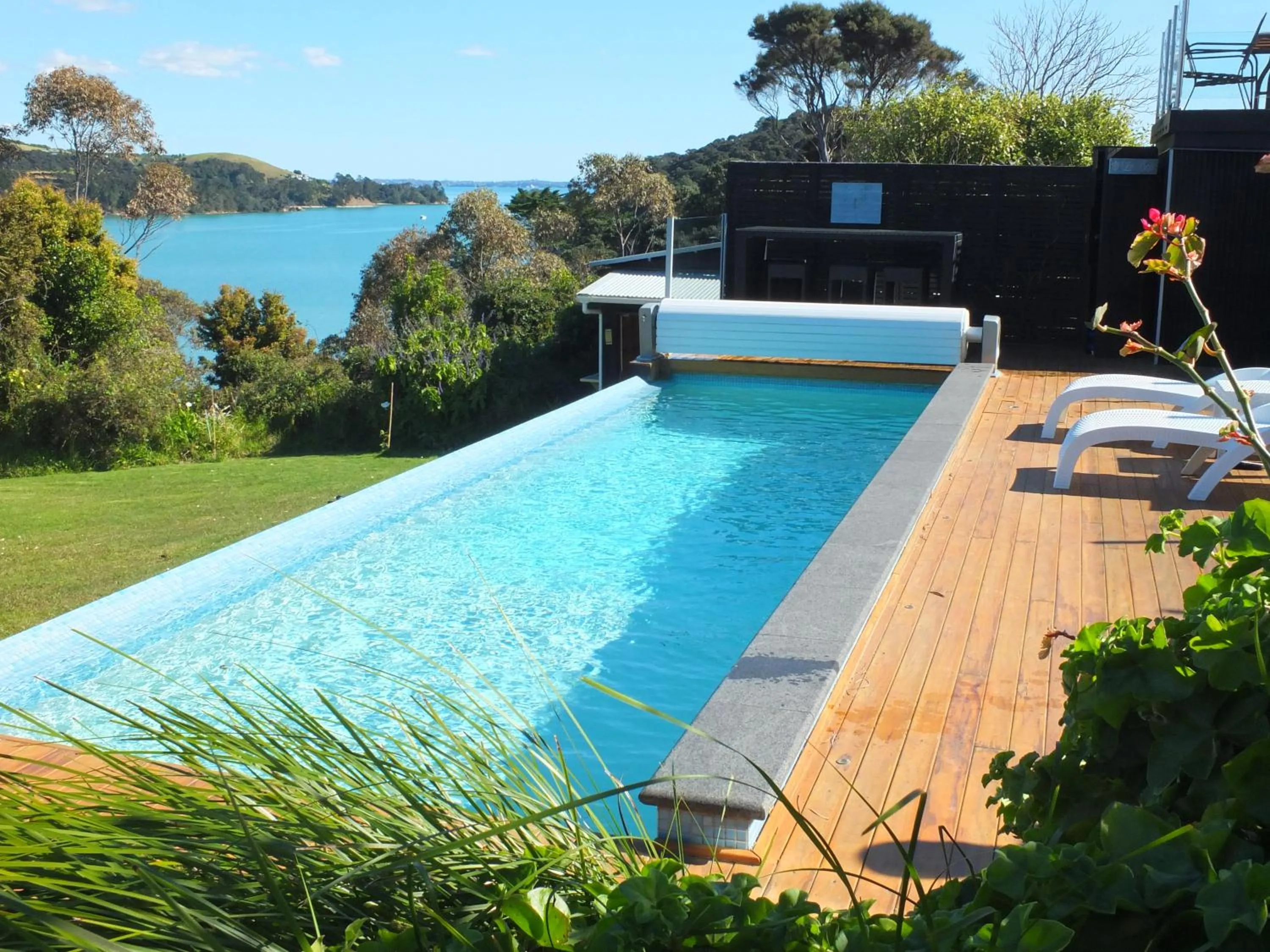 Natural landscape in Le Chalet Waiheke Apartments