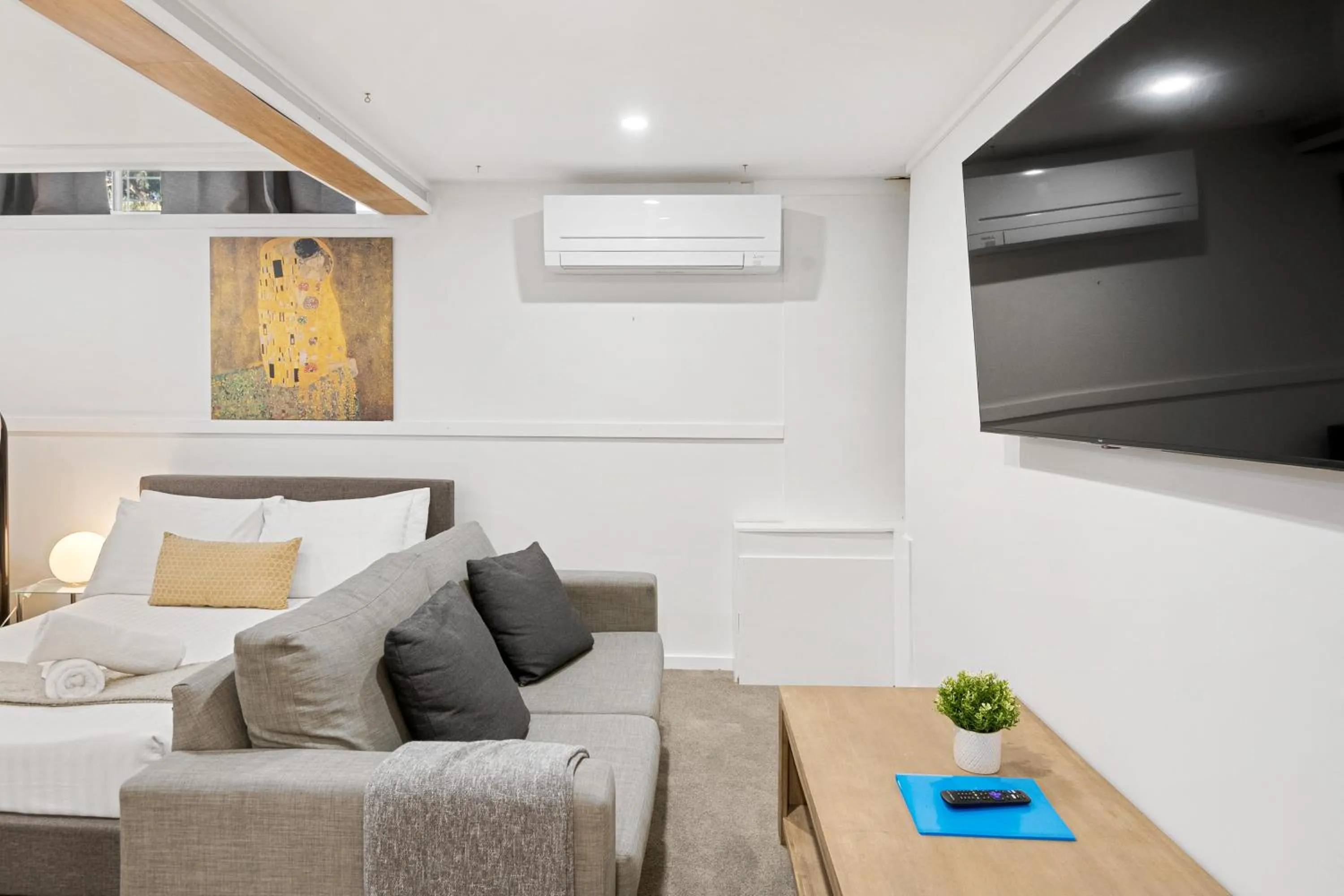 Bedroom in Alpine Gables