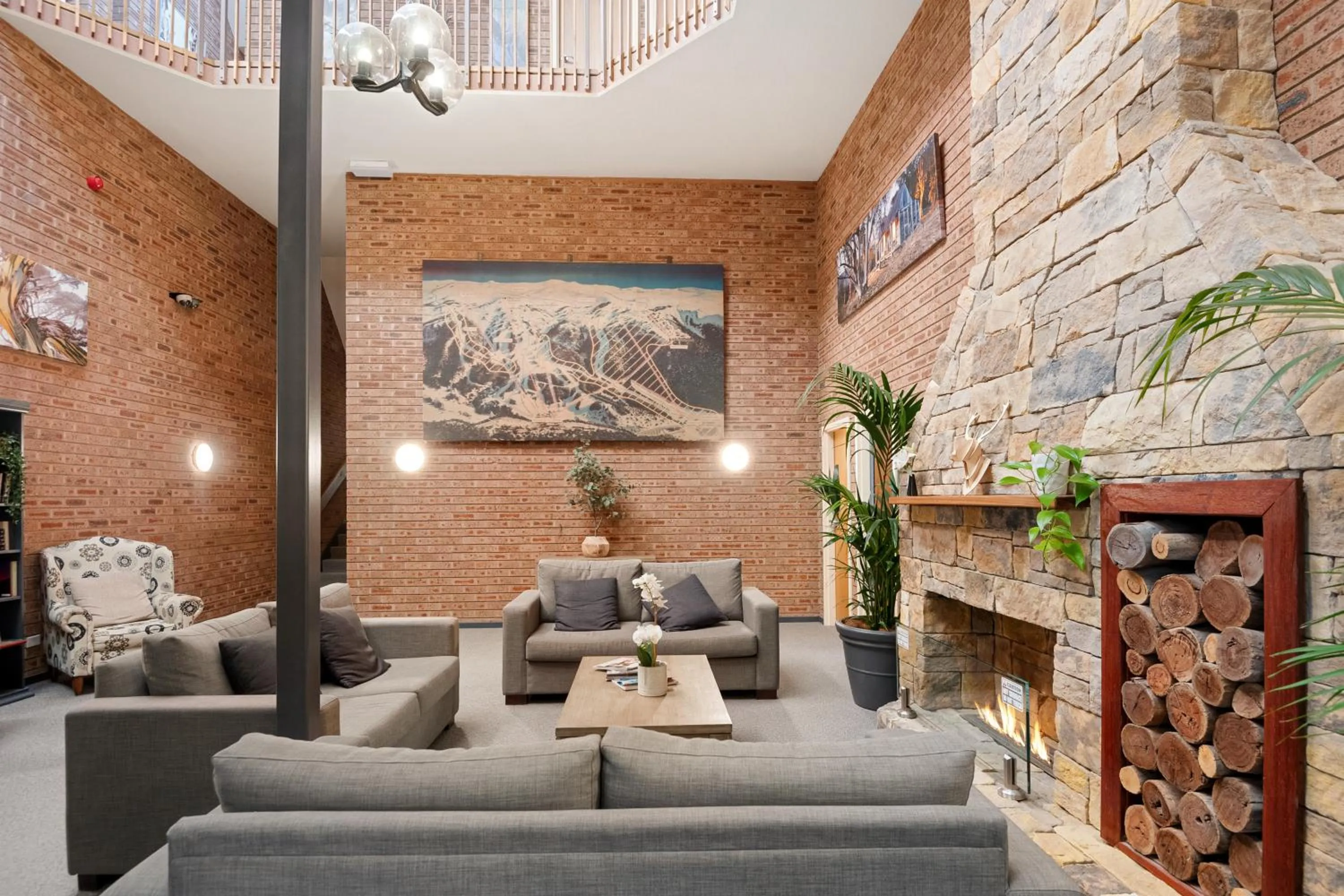 Property building in Alpine Gables