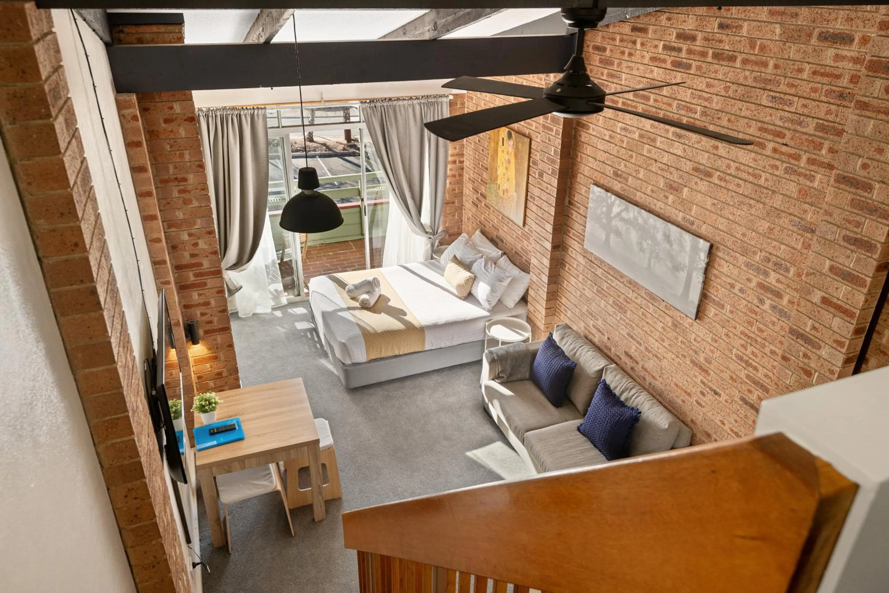 Living room in Alpine Gables
