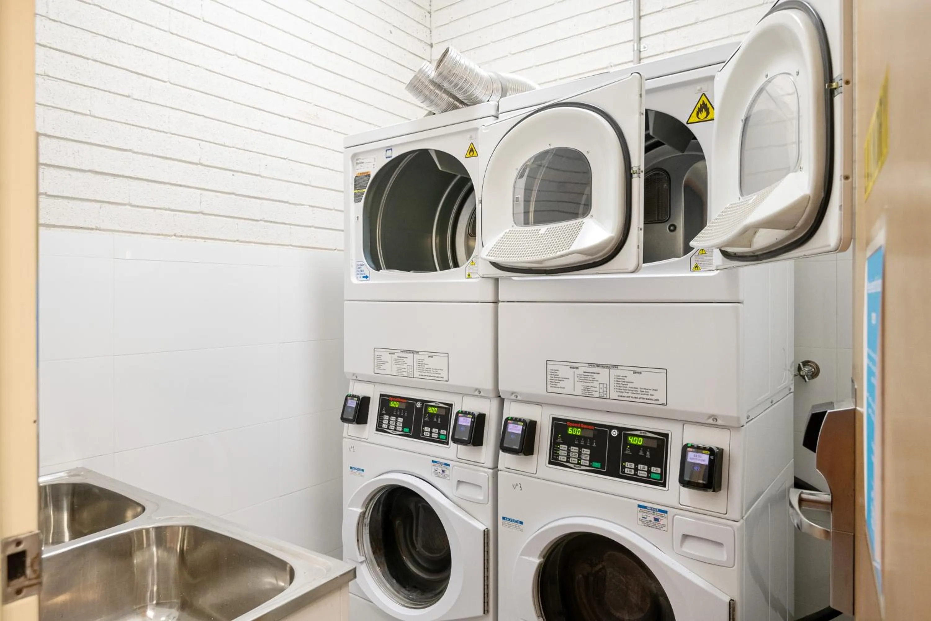 Property building in Alpine Gables