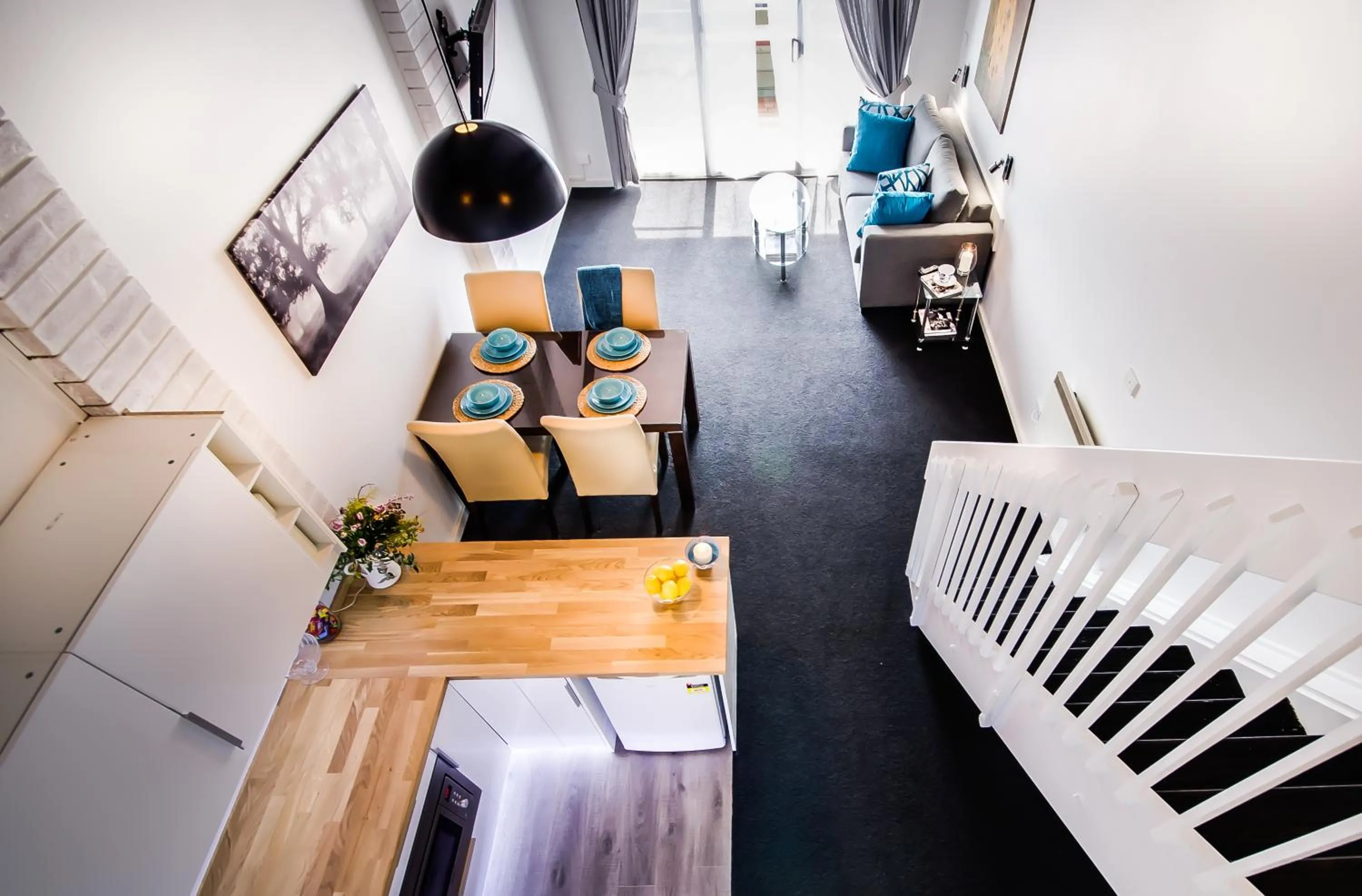 Photo of the whole room in Alpine Gables