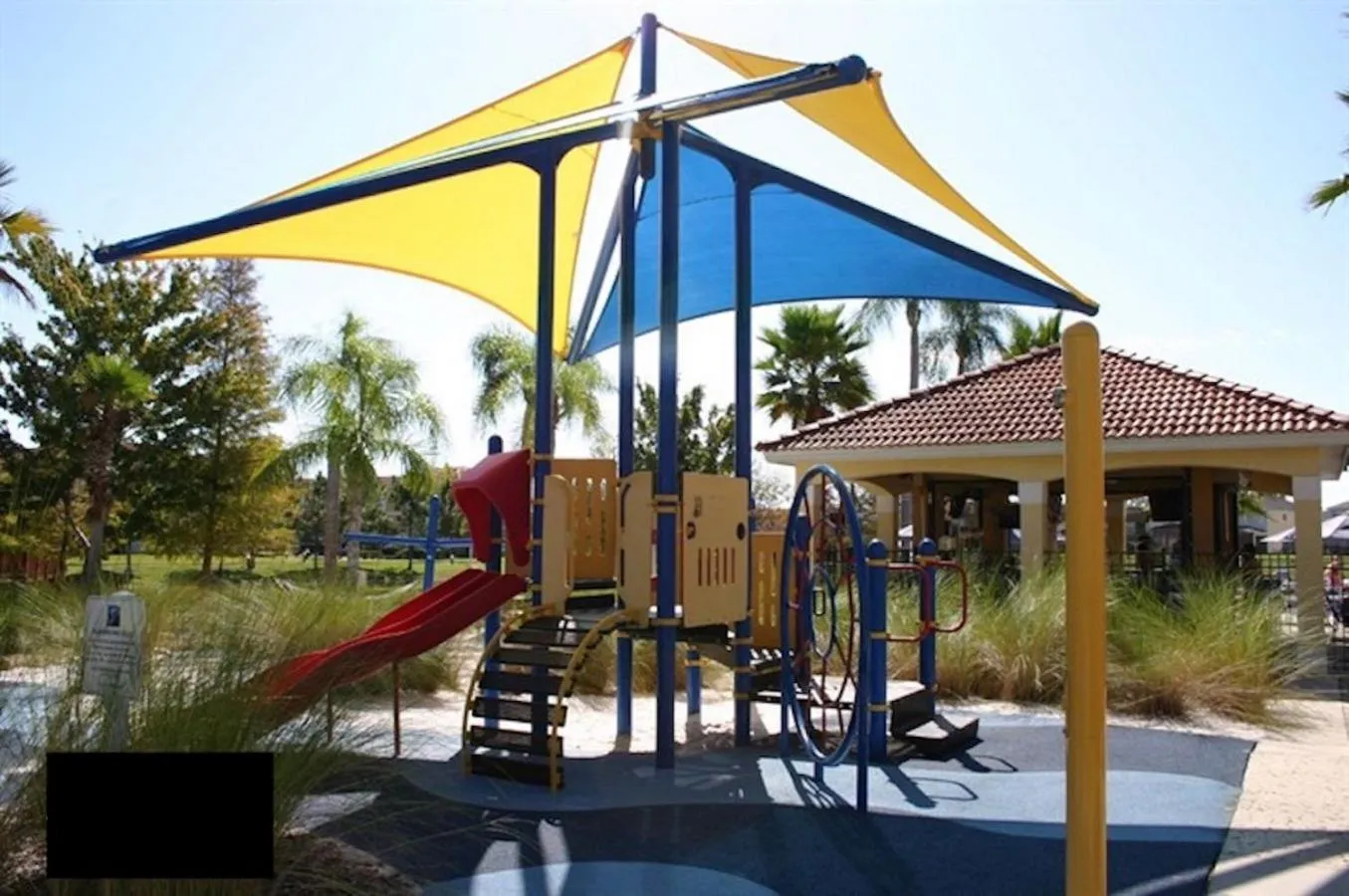 Children play ground in Disney Dream with Hot Tub, Pool, Xbox, Games Room, Lakeview, 10 min to Disney, Clubhouse