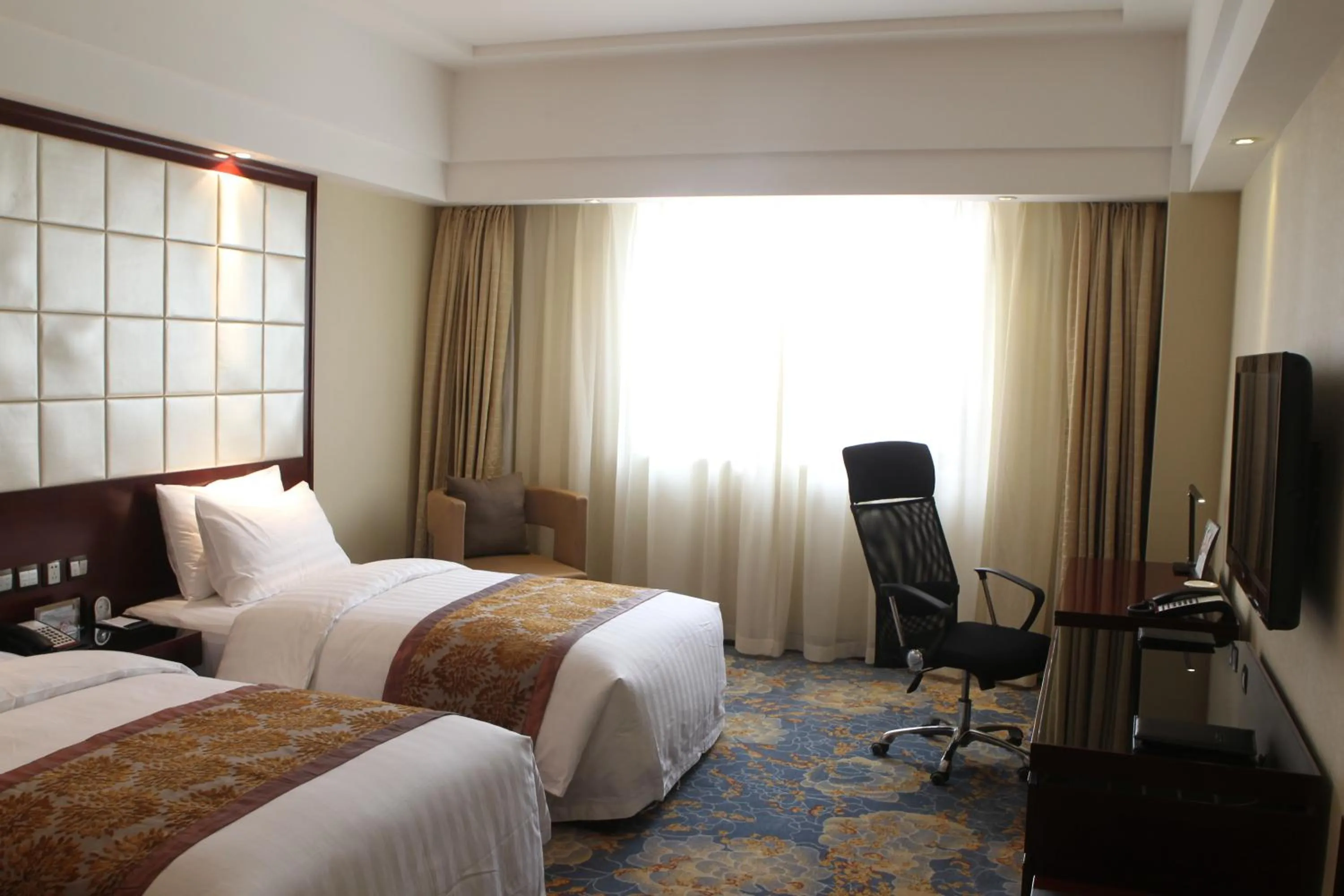 bunk bed, Bed in Zhengzhou Jianguo Hotel