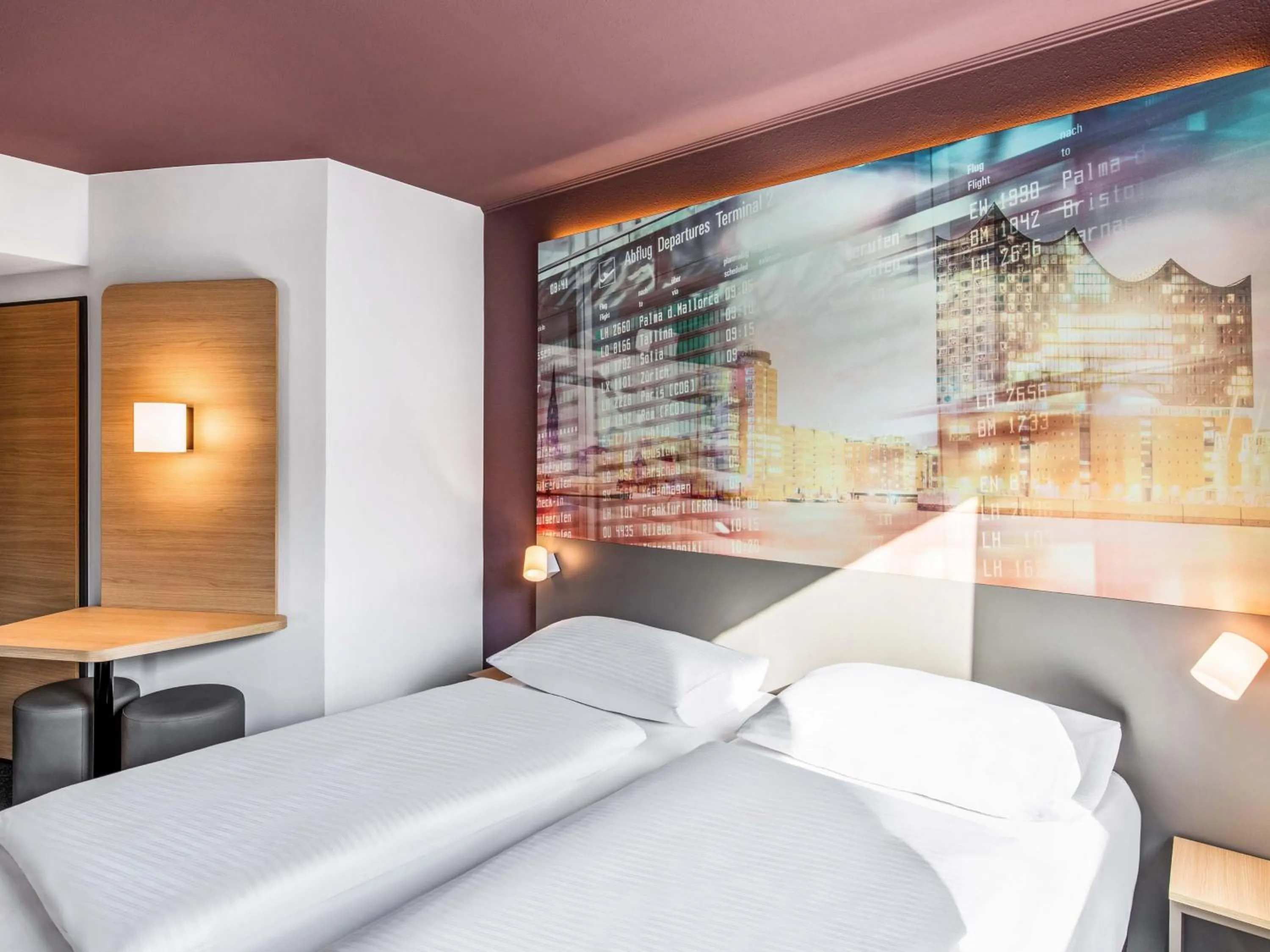 Photo of the whole room, Bed in B&B Hotel Hamburg-Airport