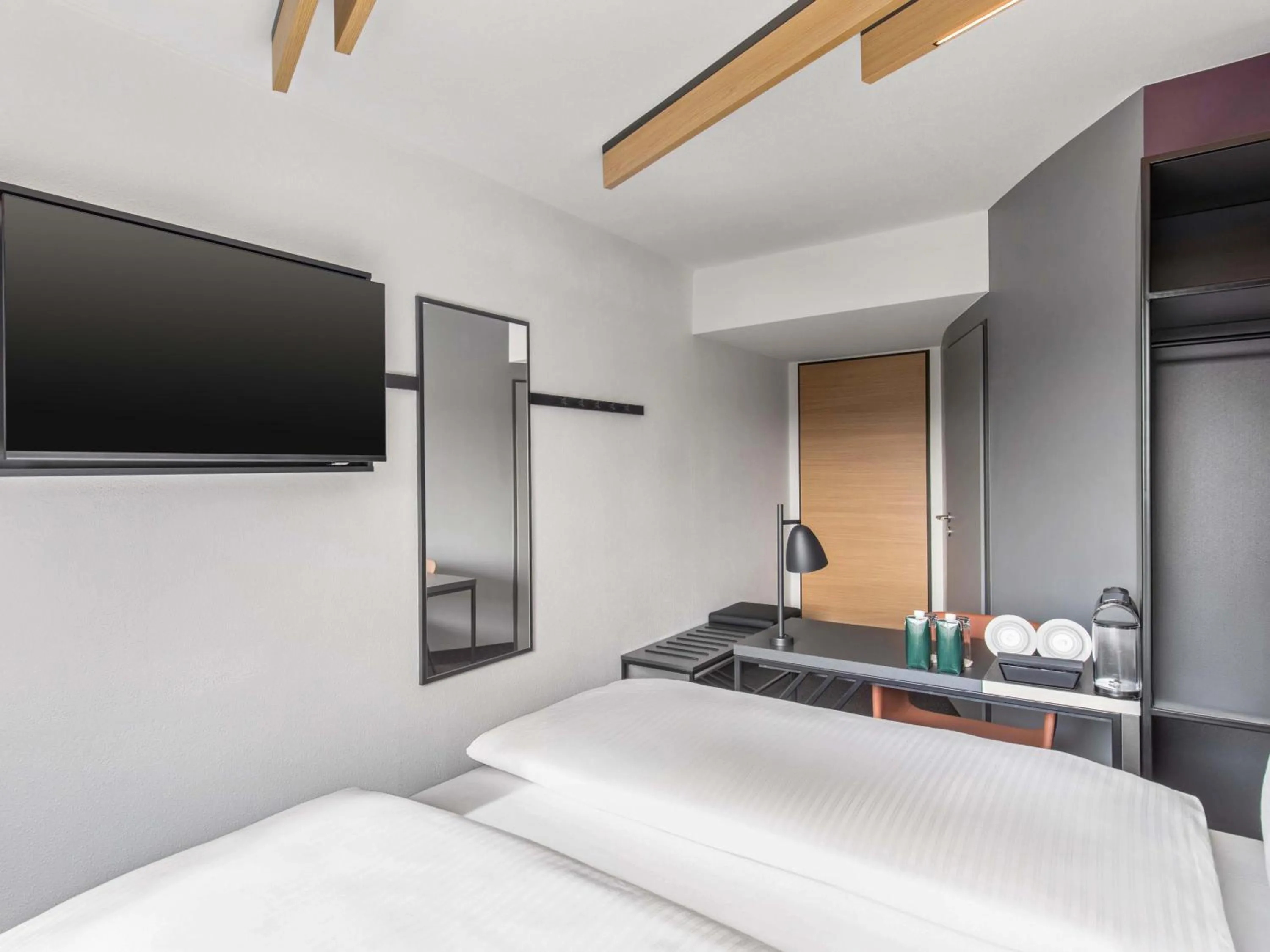 Photo of the whole room, Bed in B&B Hotel Hamburg-Airport