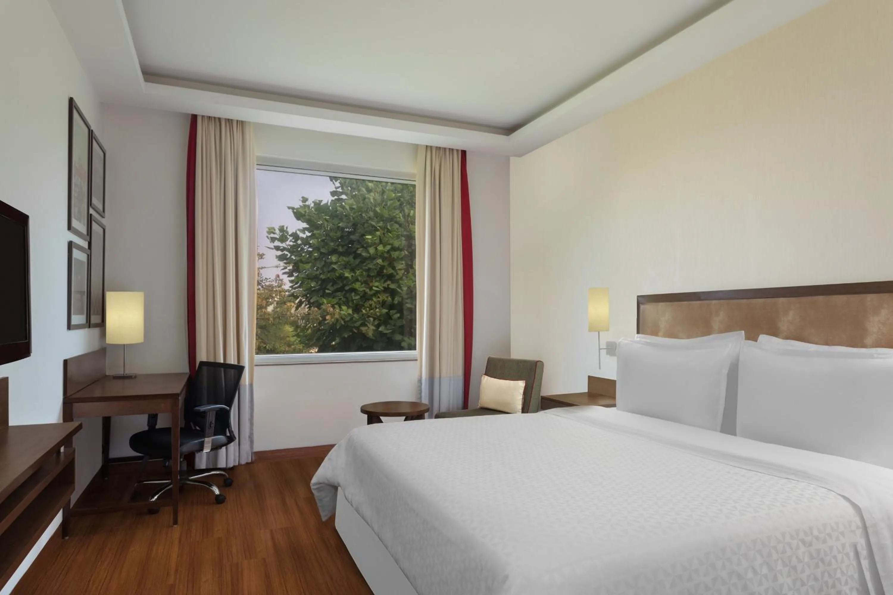 Photo of the whole room, Bed in Four Points by Sheraton New Delhi, Airport Highway