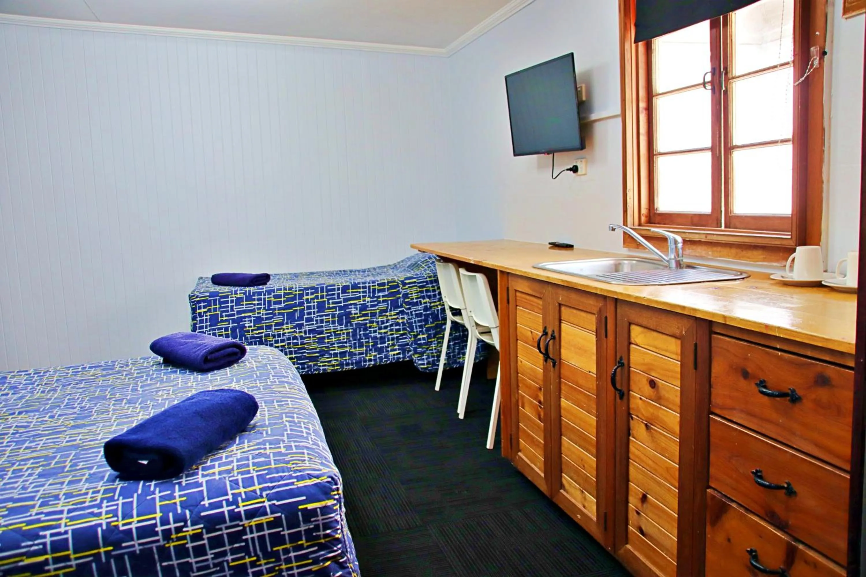 Bedroom, Bed in Brisbane Manor