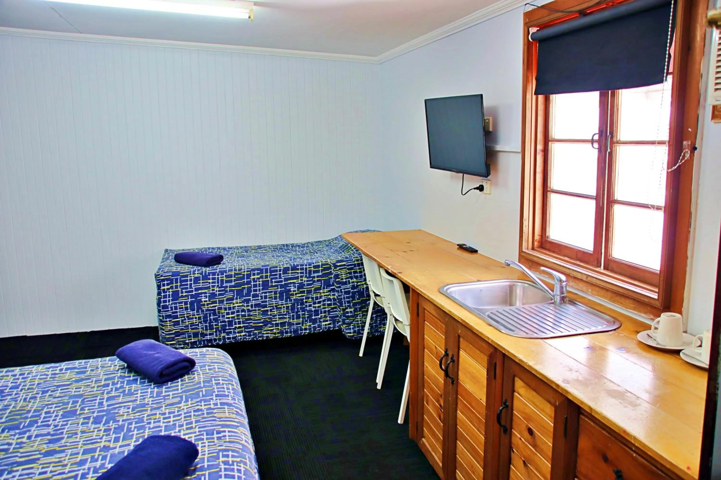 Bedroom, Bed in Brisbane Manor