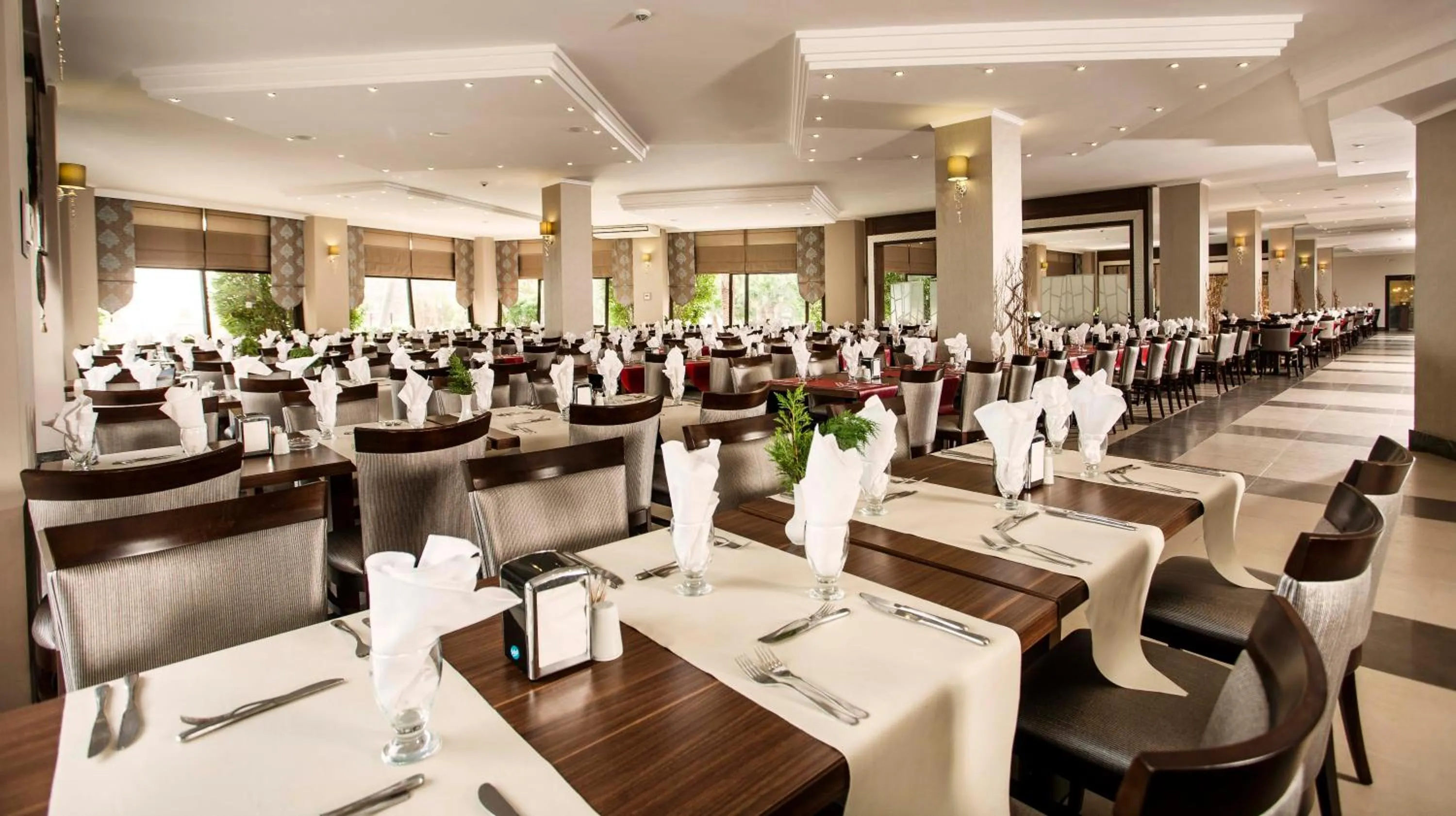 Restaurant/places to eat in Tusan Beach Resort - All Inclusive