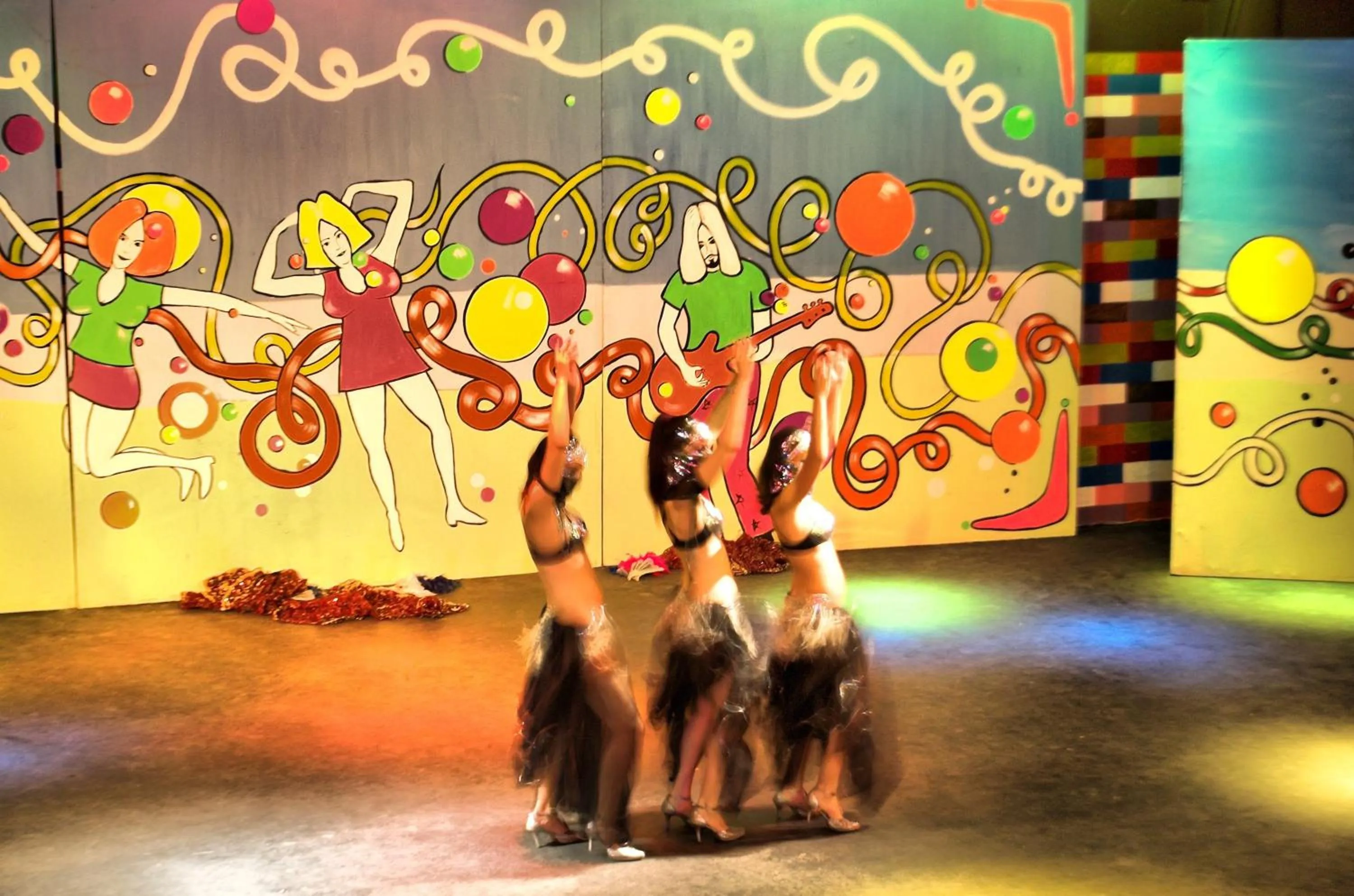 Evening entertainment in Tusan Beach Resort - All Inclusive