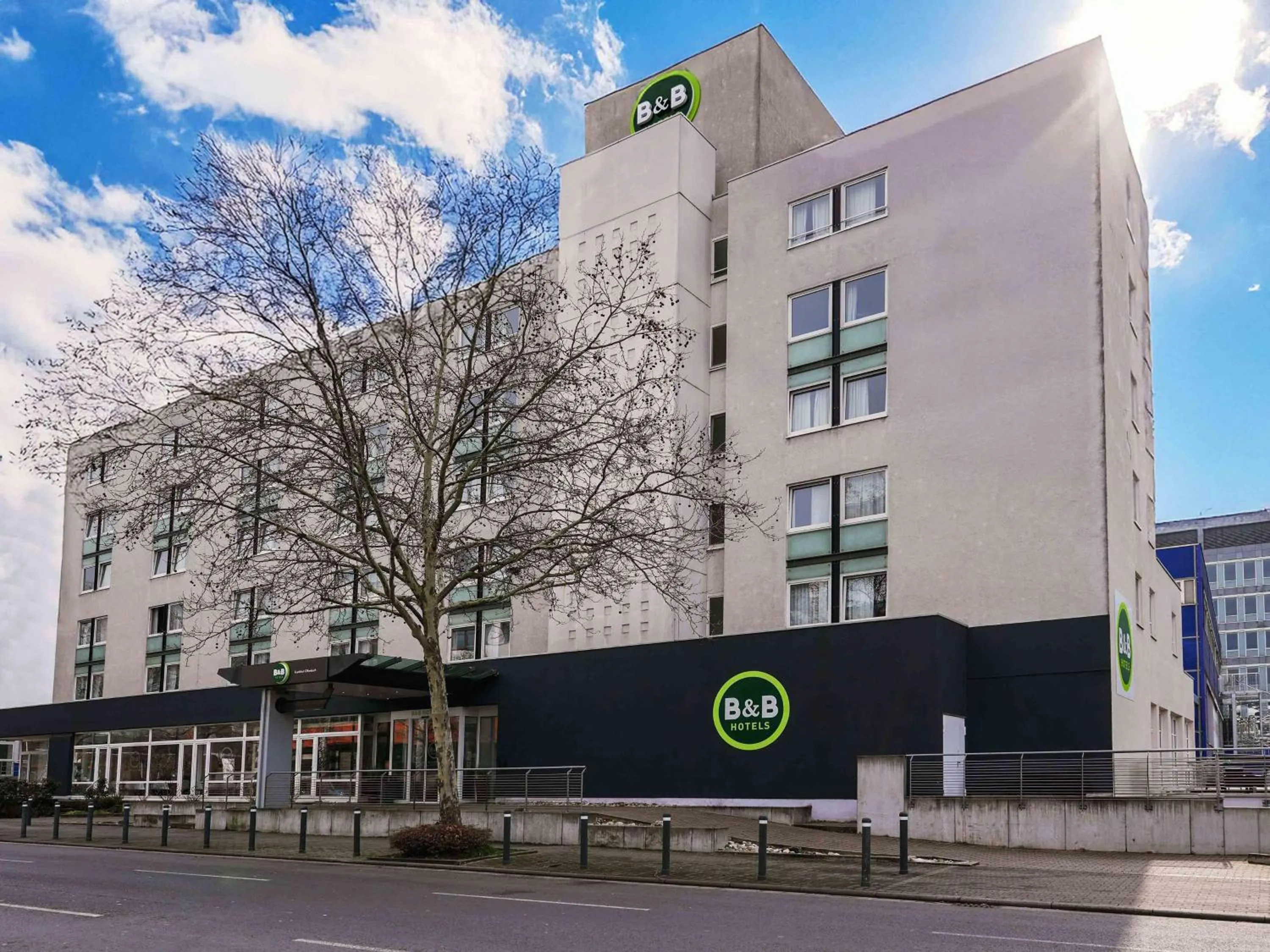 Property building in B&B Hotel Offenbach-Kaiserlei
