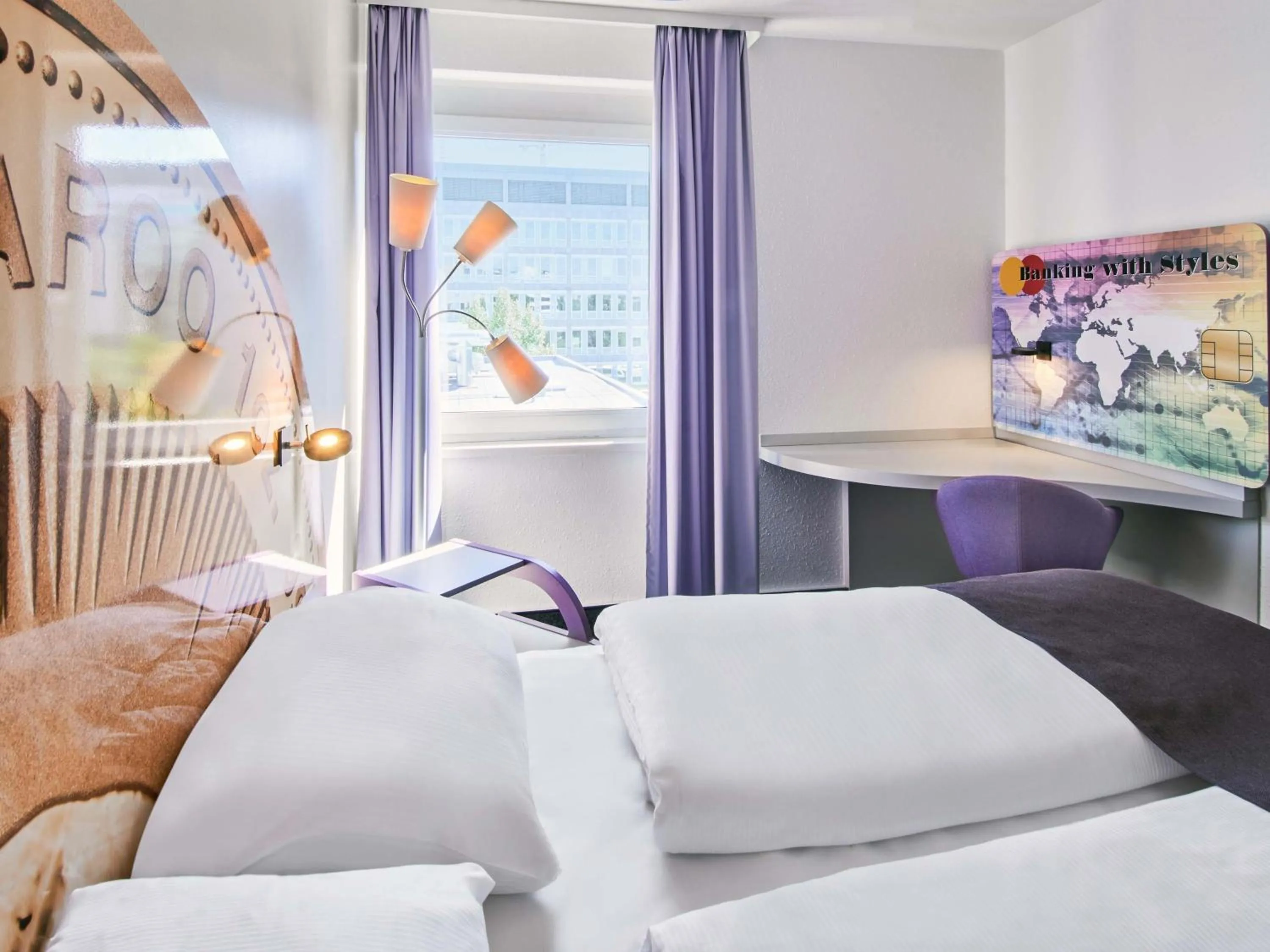 Photo of the whole room, Bed in B&B Hotel Offenbach-Kaiserlei