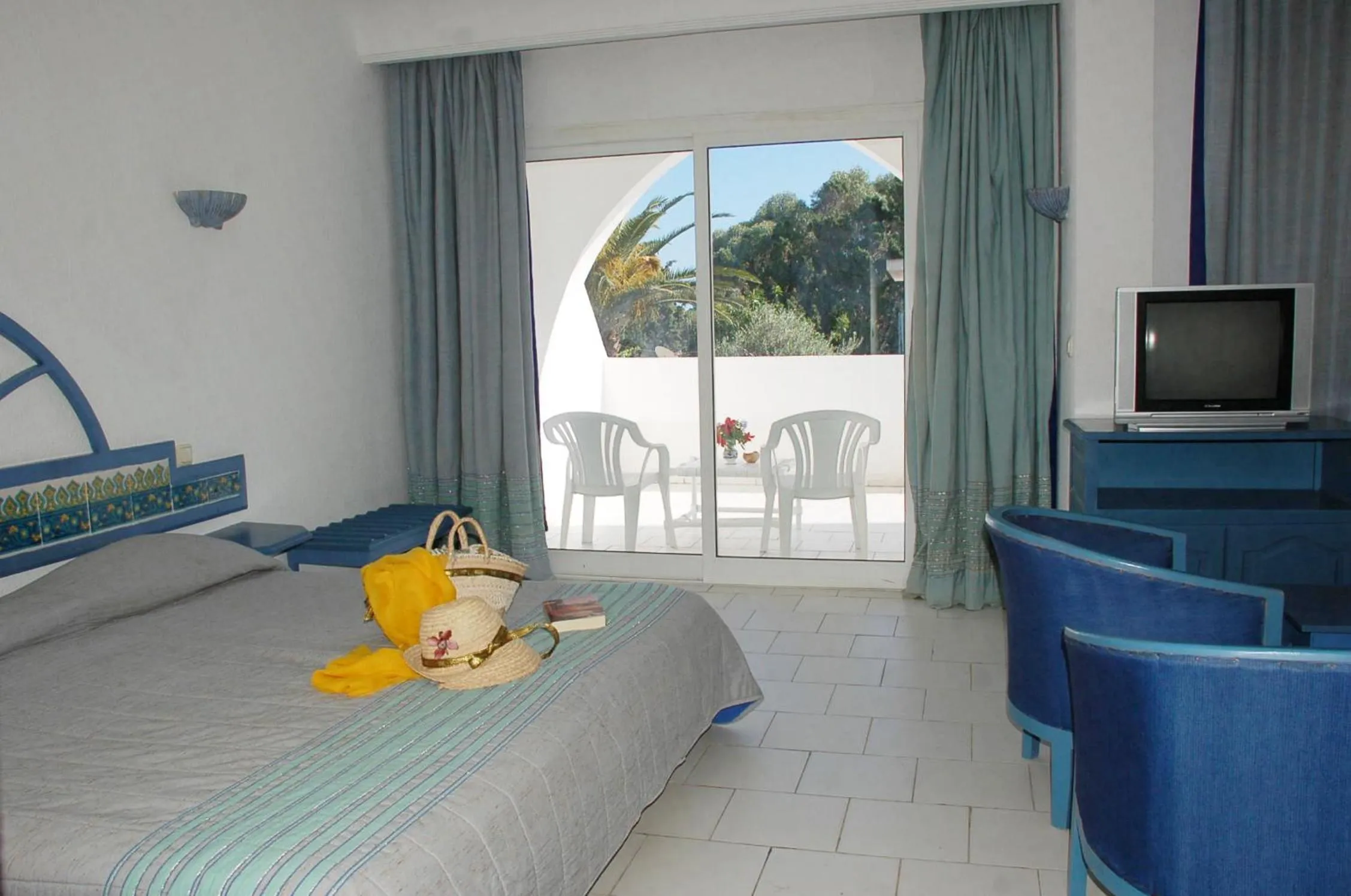 Photo of the whole room, Bed in Hotel Byzance