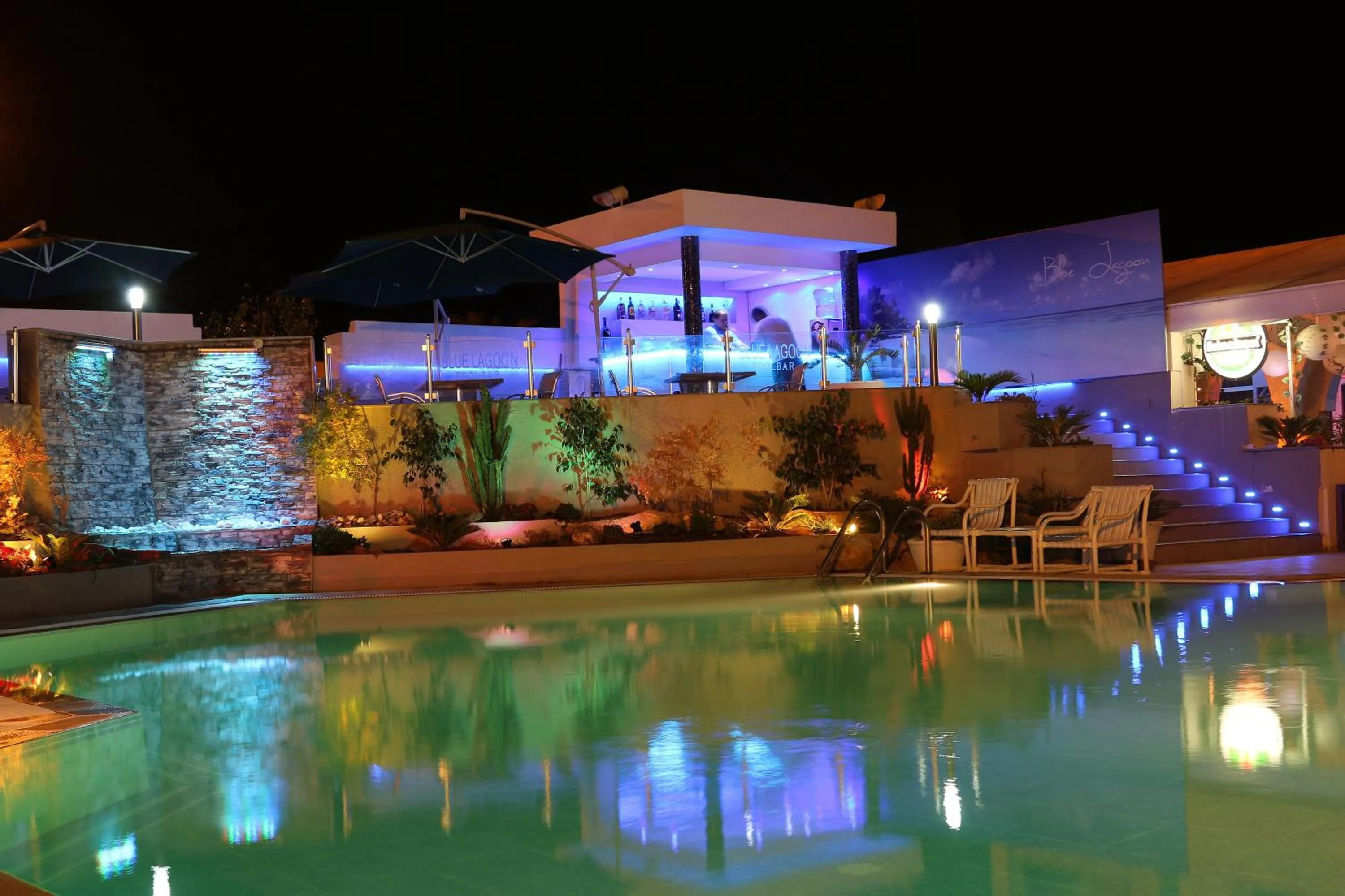 Swimming pool in Hotel Byzance