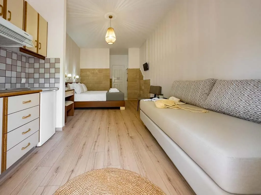 Photo of the whole room, Bed in Troulis Seaside