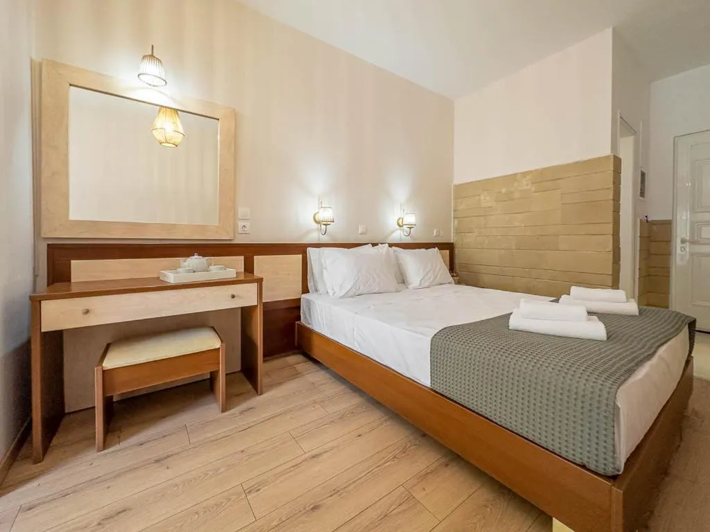 Photo of the whole room, Bed in Troulis Seaside