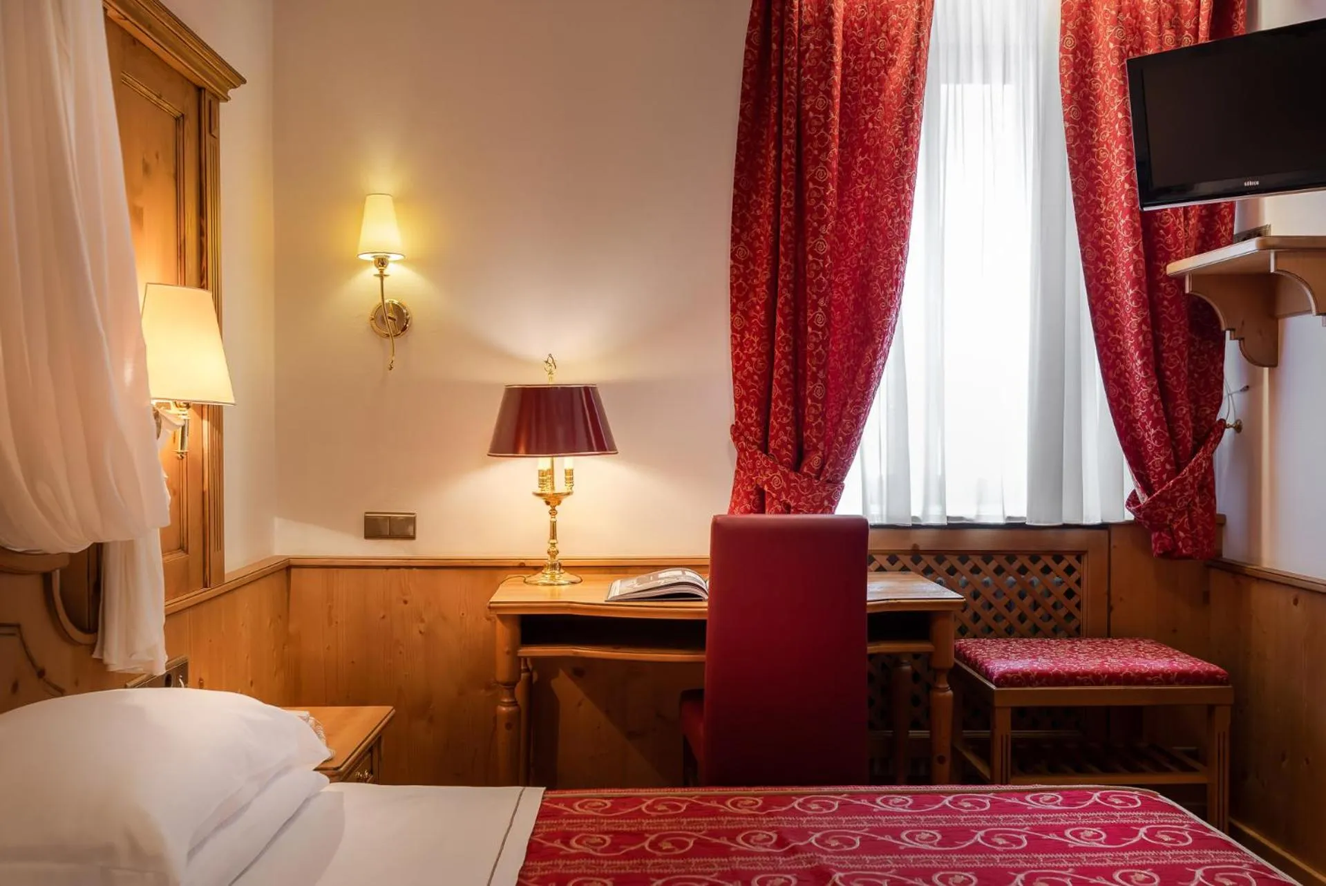 Bed in Hotel Belvedere