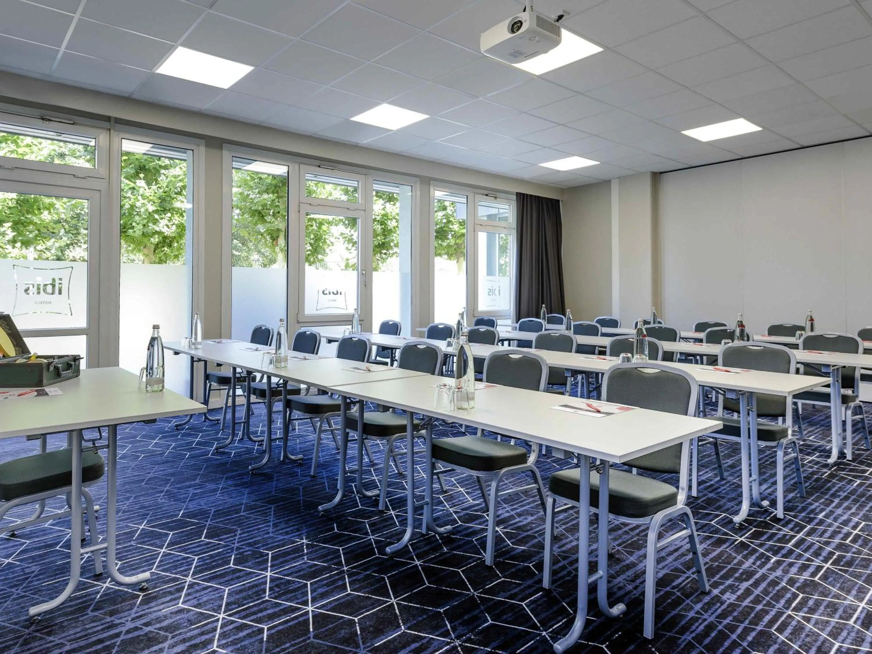 Meeting/conference room in ibis Hotel Frankfurt Messe West