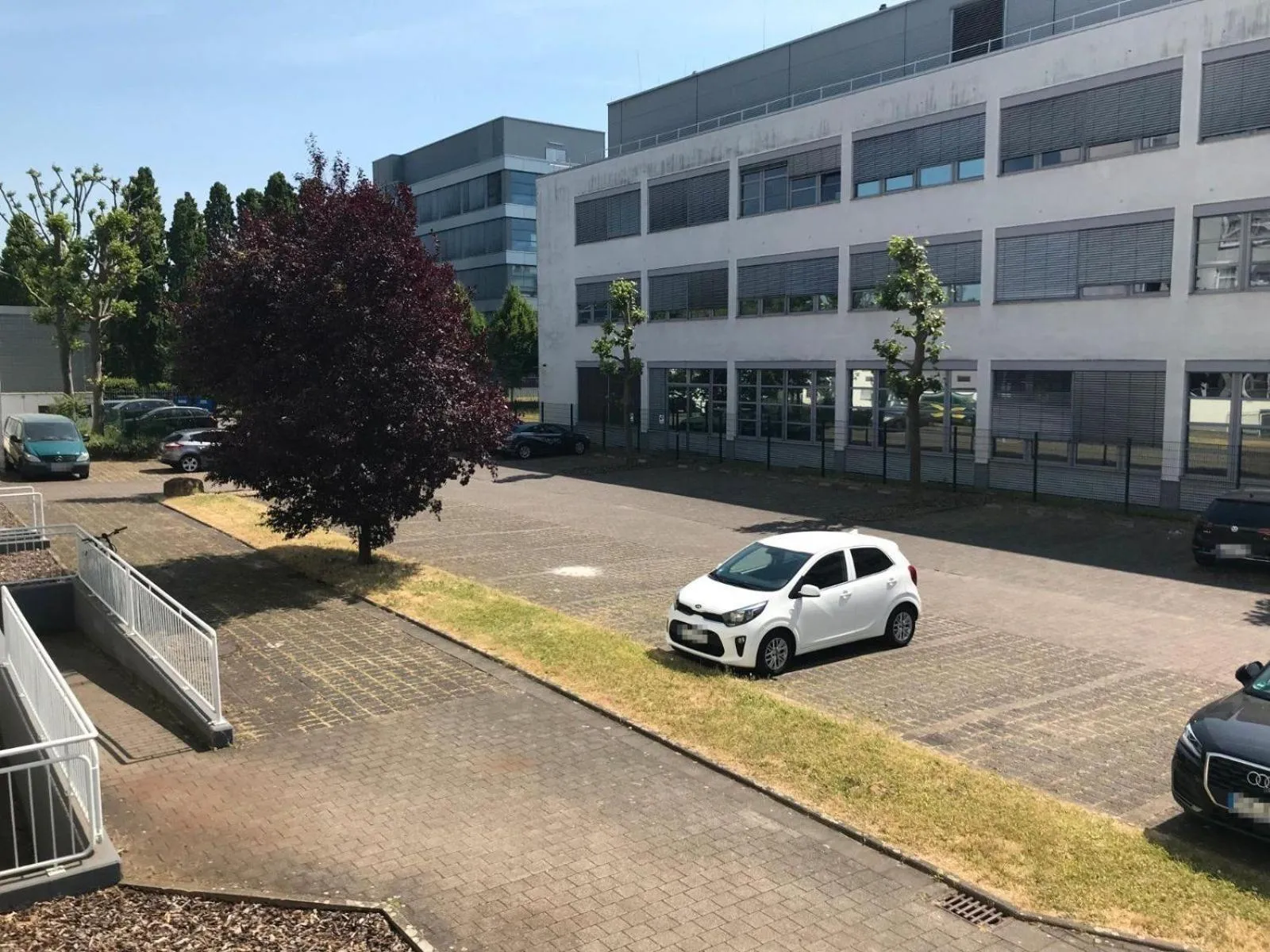 Parking in ibis Hotel Frankfurt Messe West