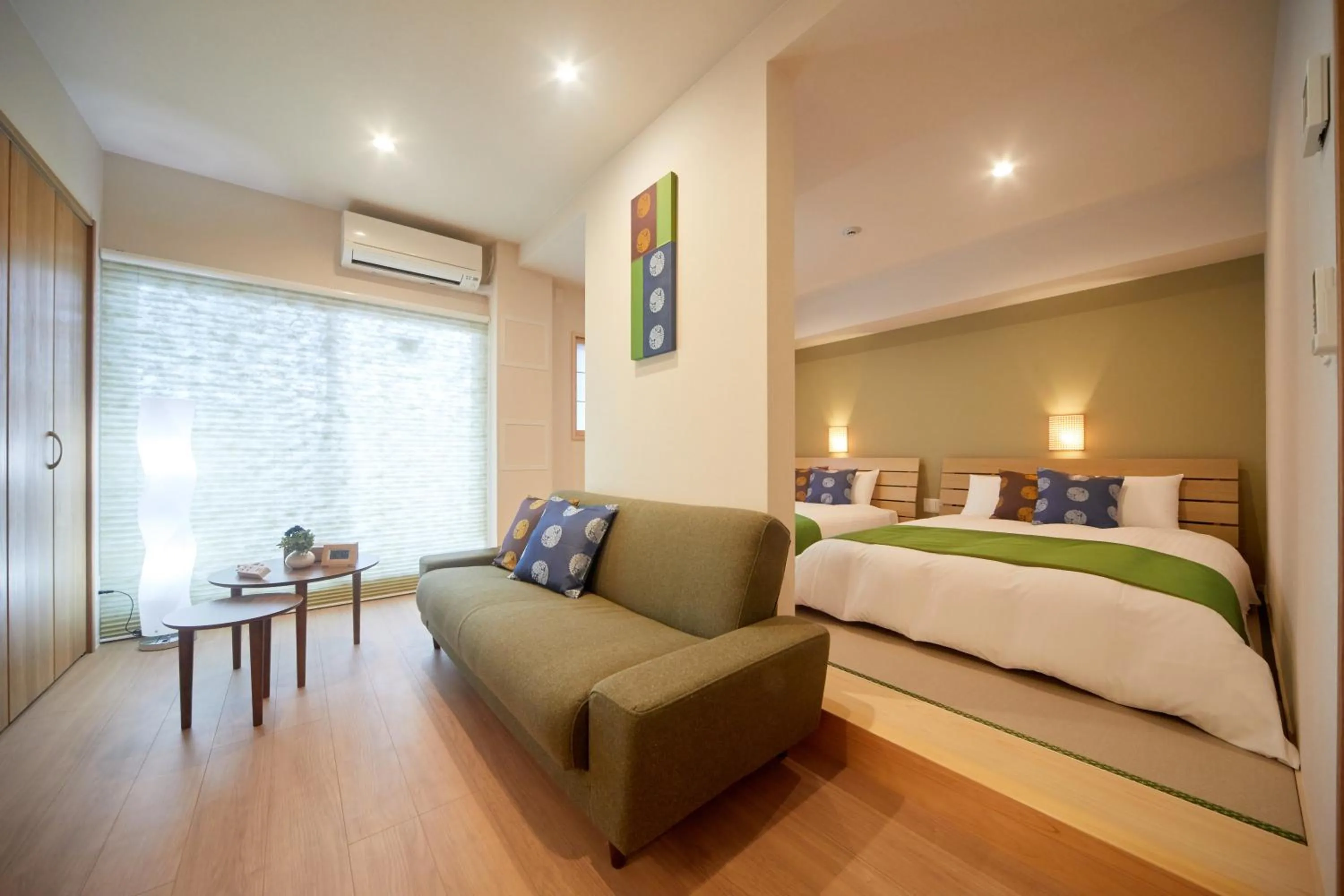 Seating area, Bed in Hotel Mondonce Kyoto Gojo