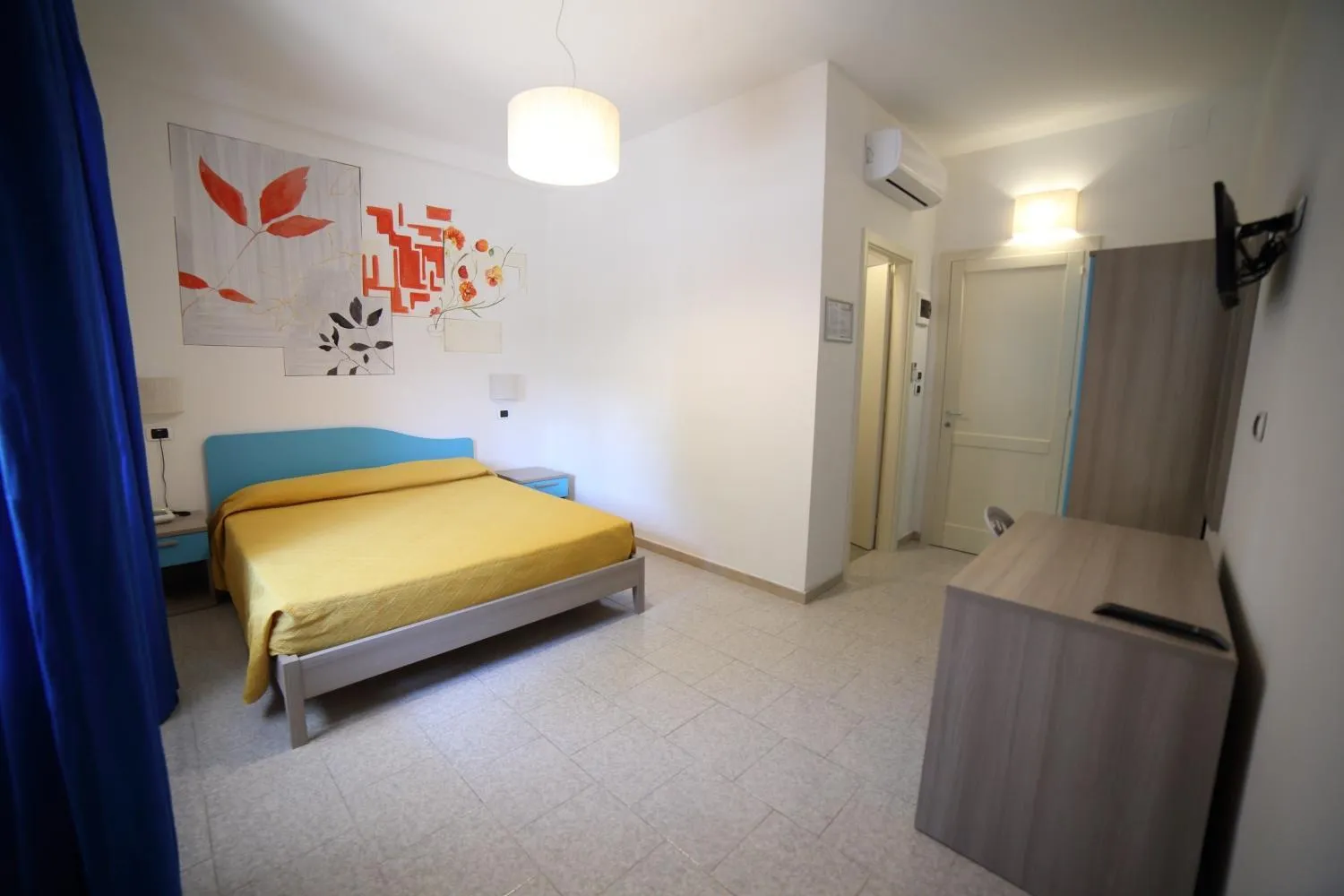 Bedroom, Bed in Hotel Albatros