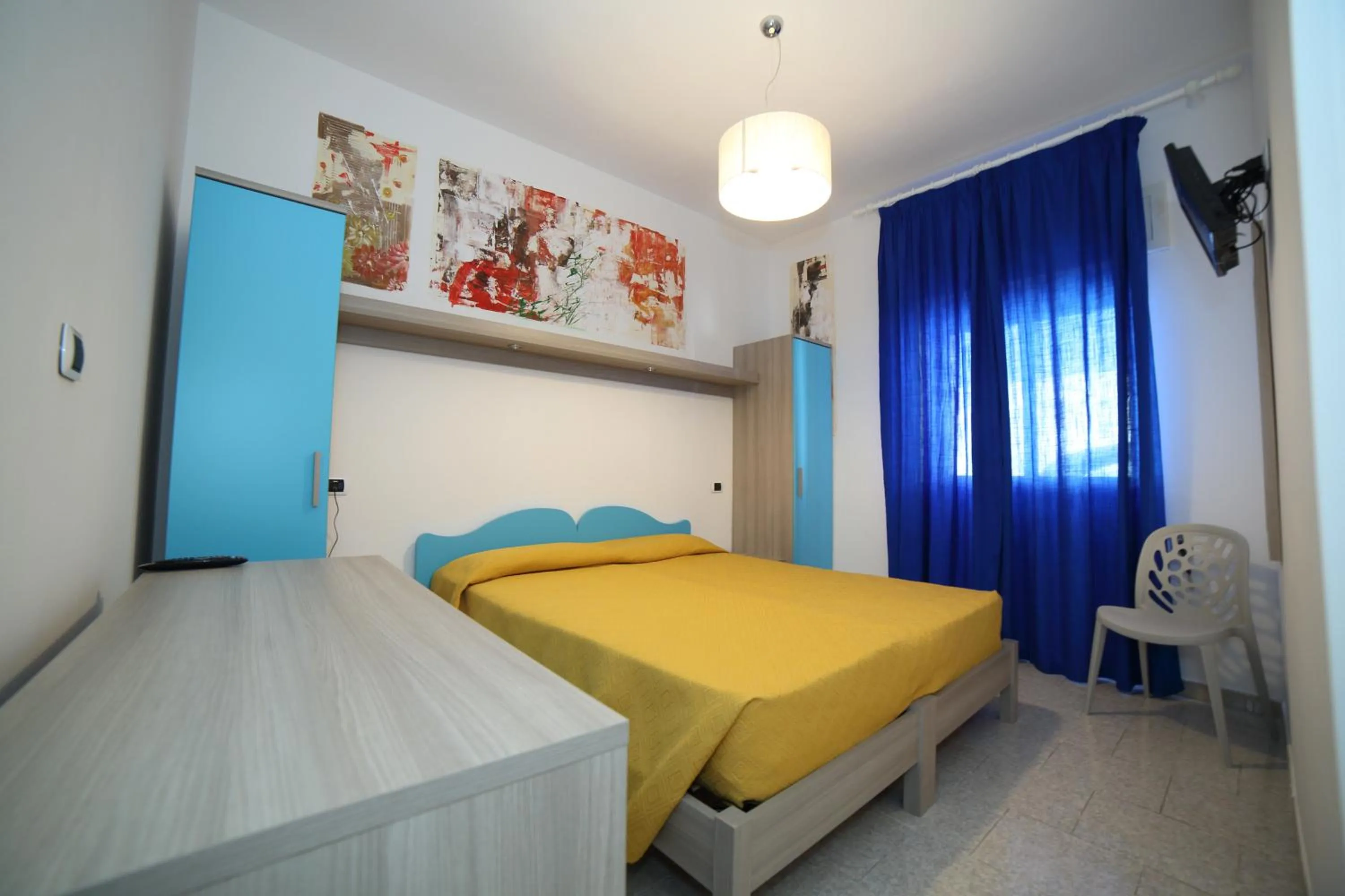 Photo of the whole room, Bed in Hotel Albatros