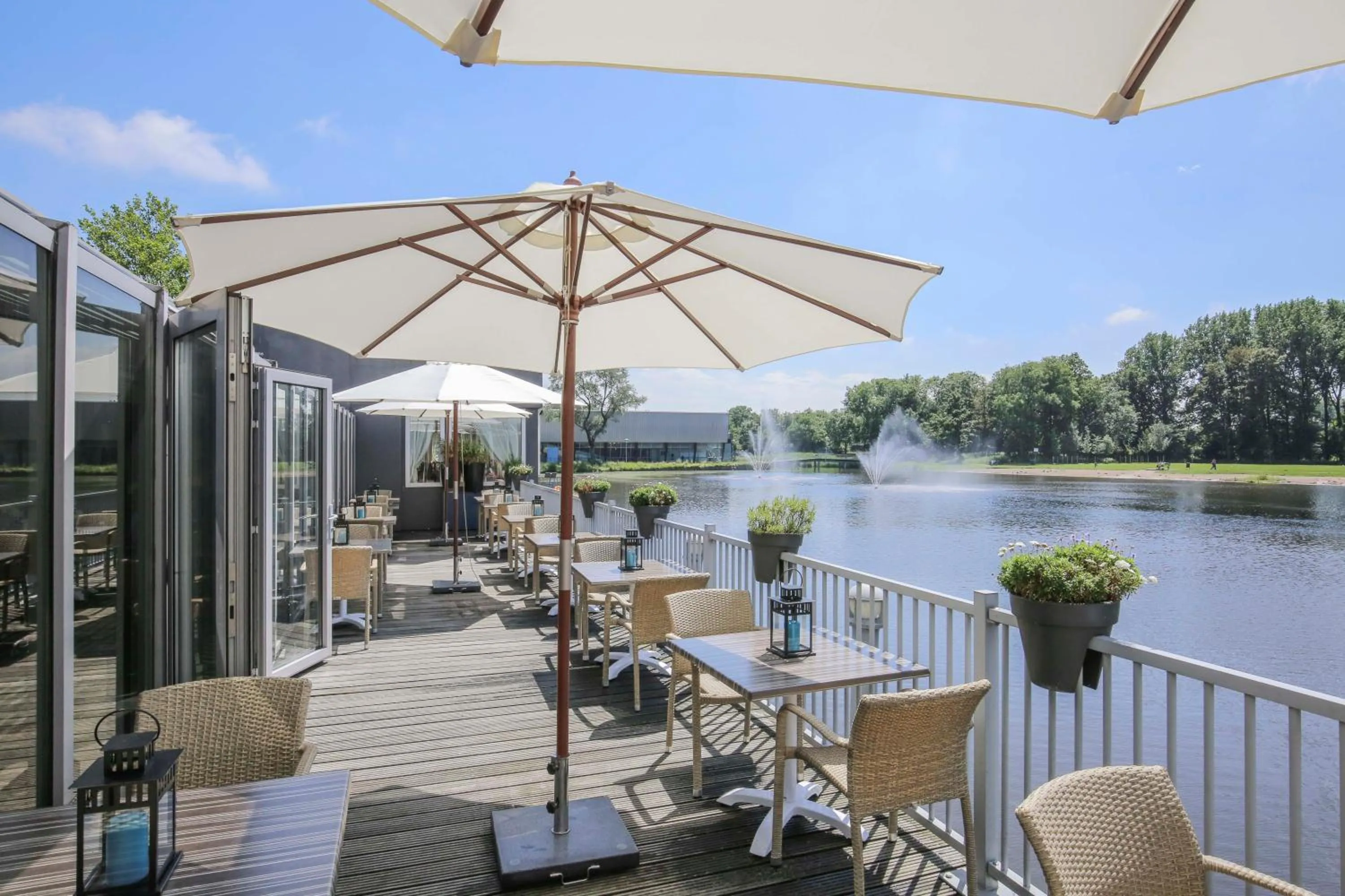 Balcony/Terrace in Fletcher Hotel-Restaurant Leidschendam – Den Haag