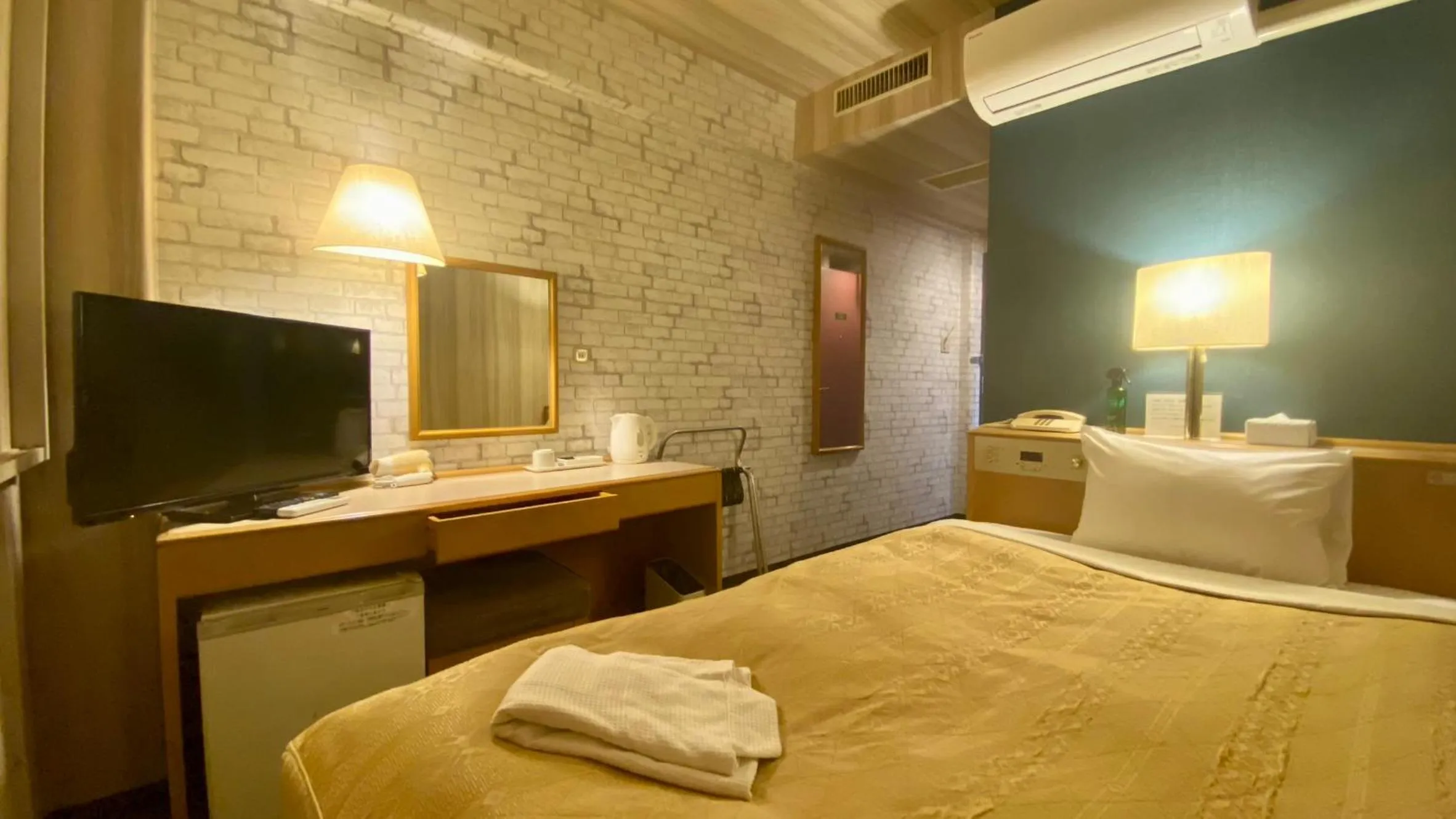 Bed in Hotel Select Inn Isehara