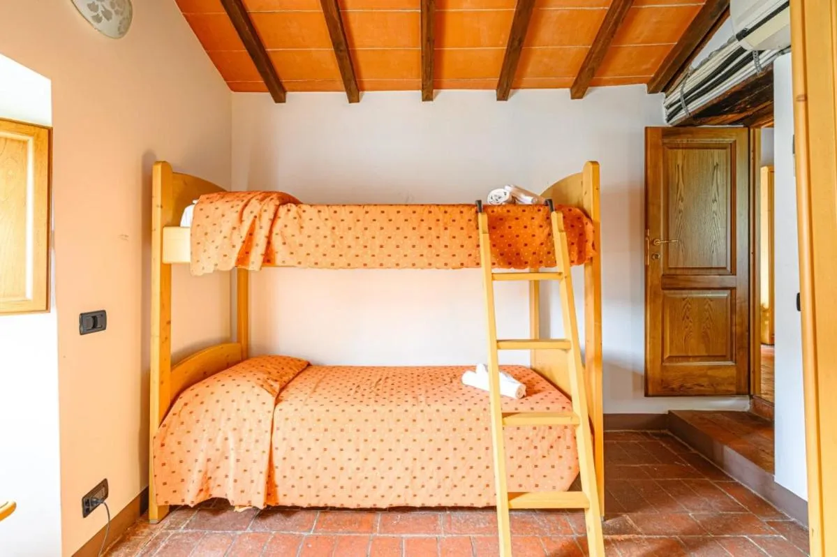 Bed in Agriturismo Pian di Fiume