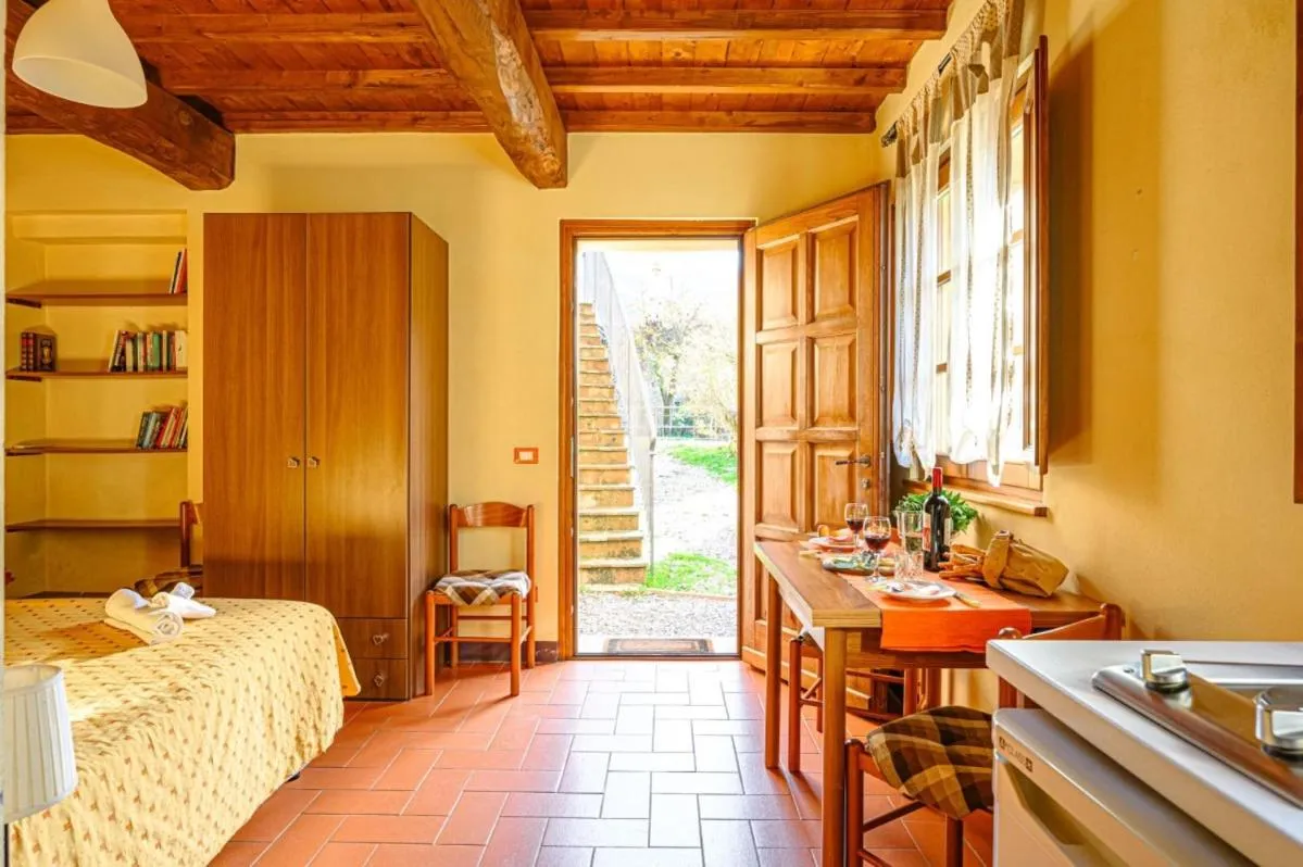 Bed in Agriturismo Pian di Fiume