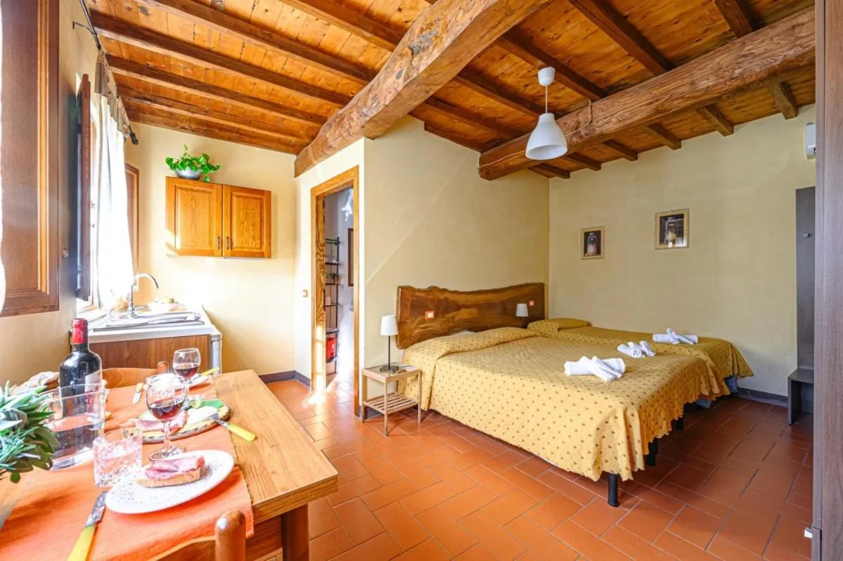 Bed in Agriturismo Pian di Fiume