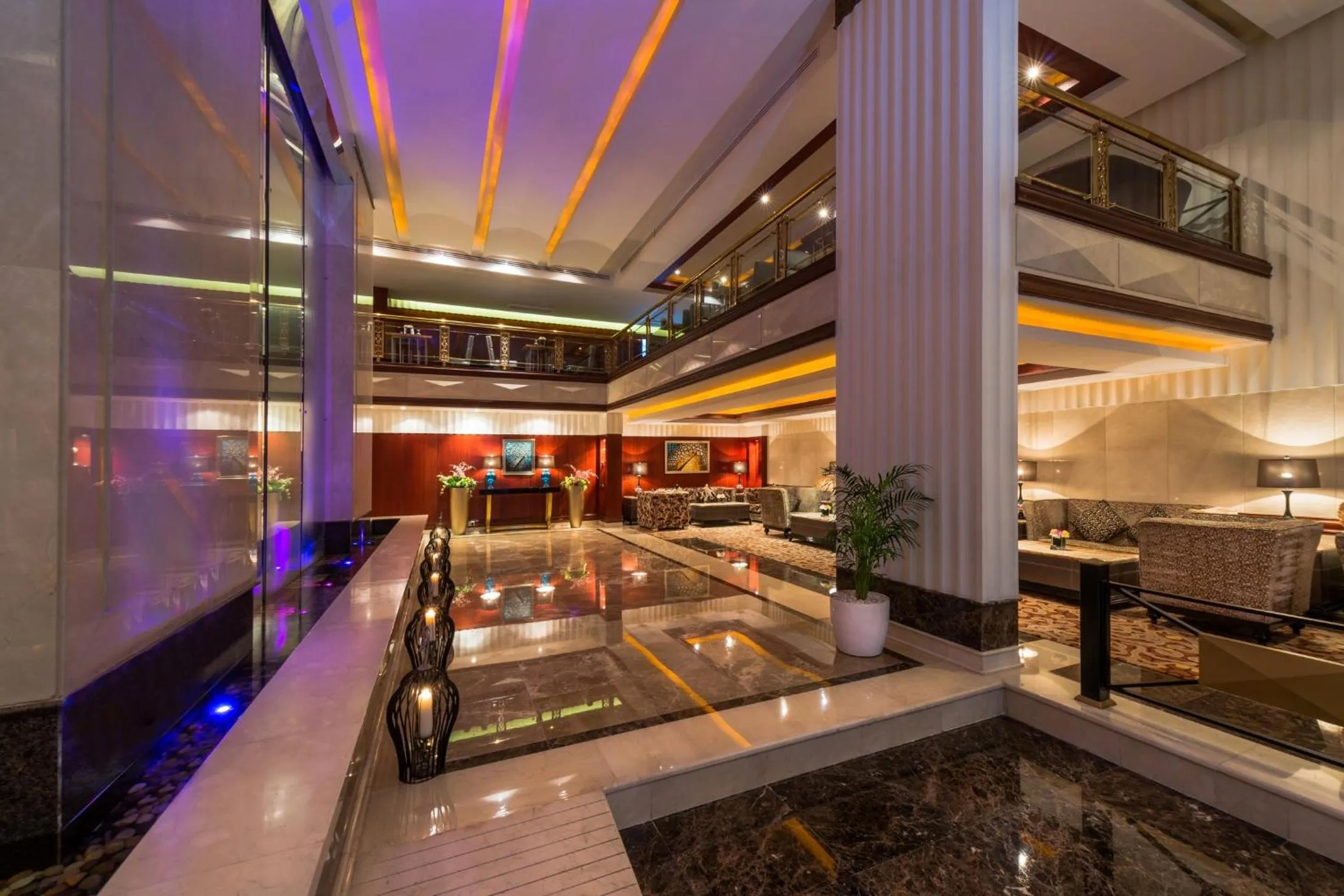 Lobby or reception in Boudl Al Shatea
