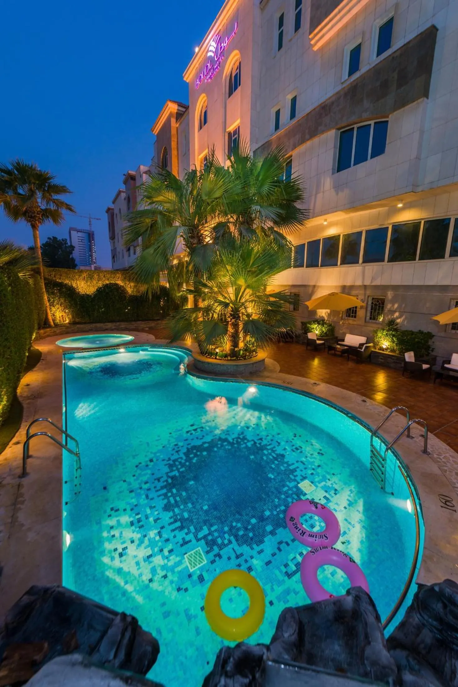 Swimming pool in Boudl Al Shatea