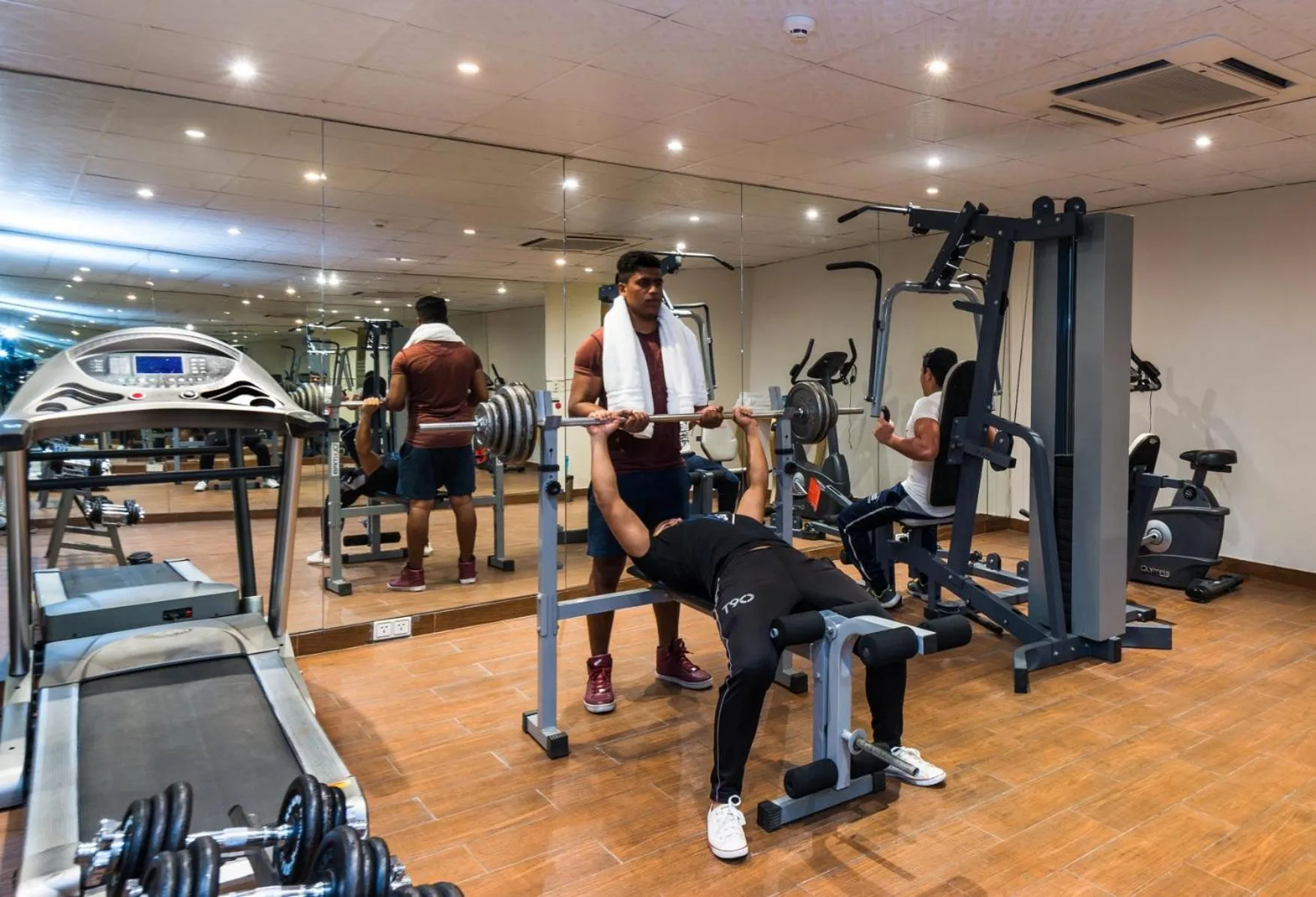 Fitness centre/facilities in Boudl Al Shatea