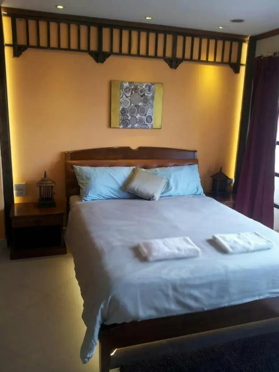 Studio with Mountain View in Dolphinplace Studio with Mountain View in Dolphinplace