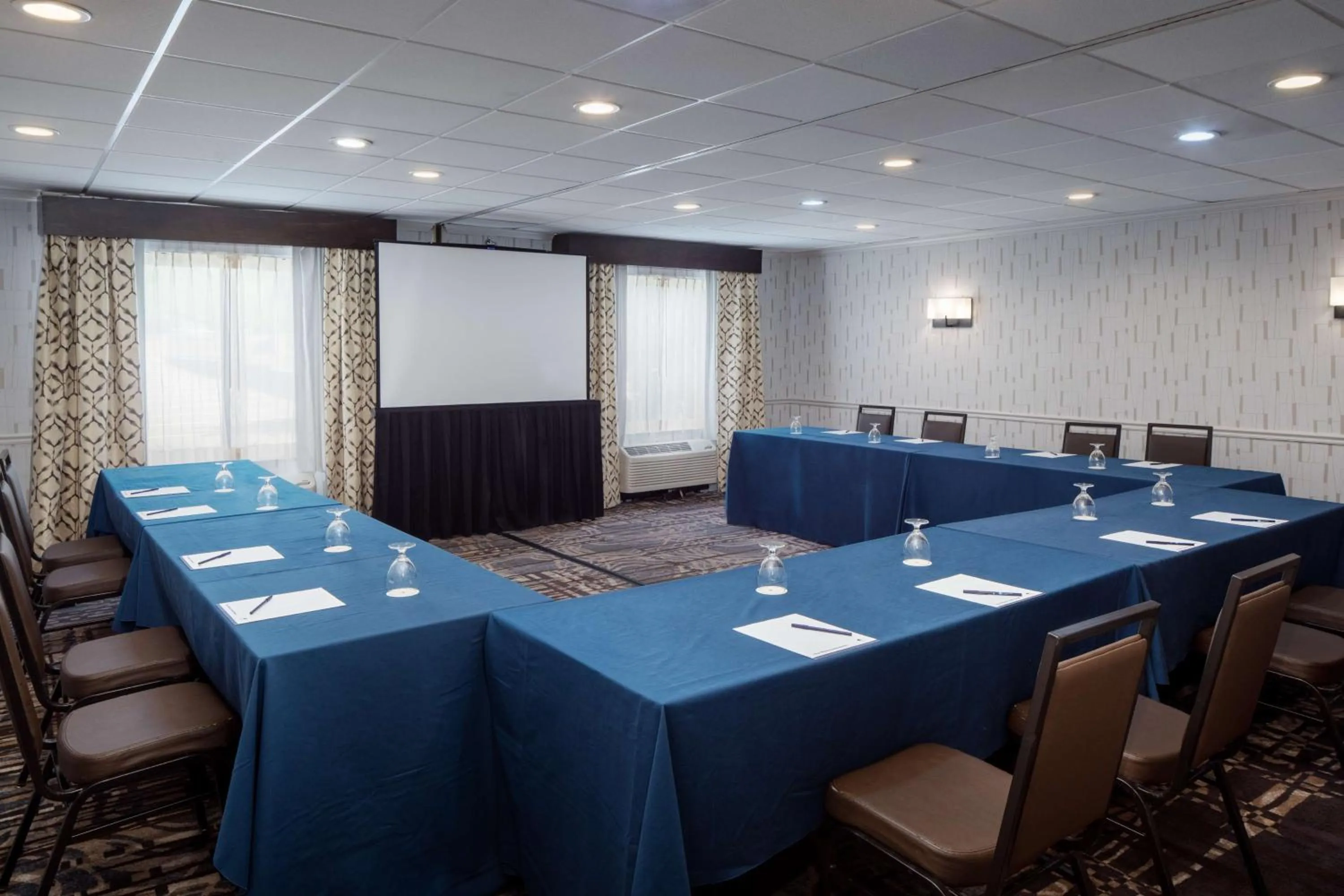 Meeting/conference room in DoubleTree by Hilton Princeton