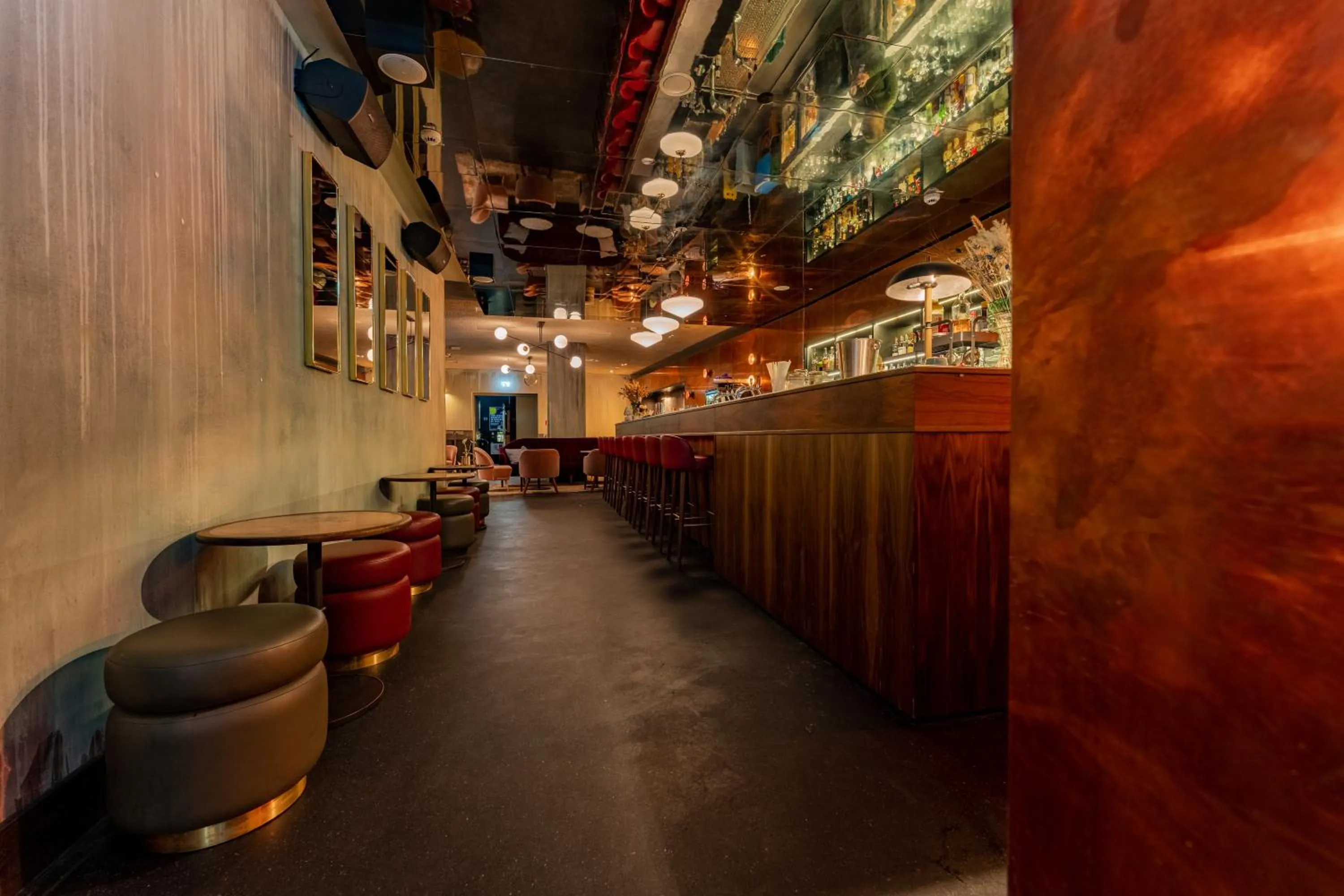 Nightclub / DJ in Generator Berlin Mitte