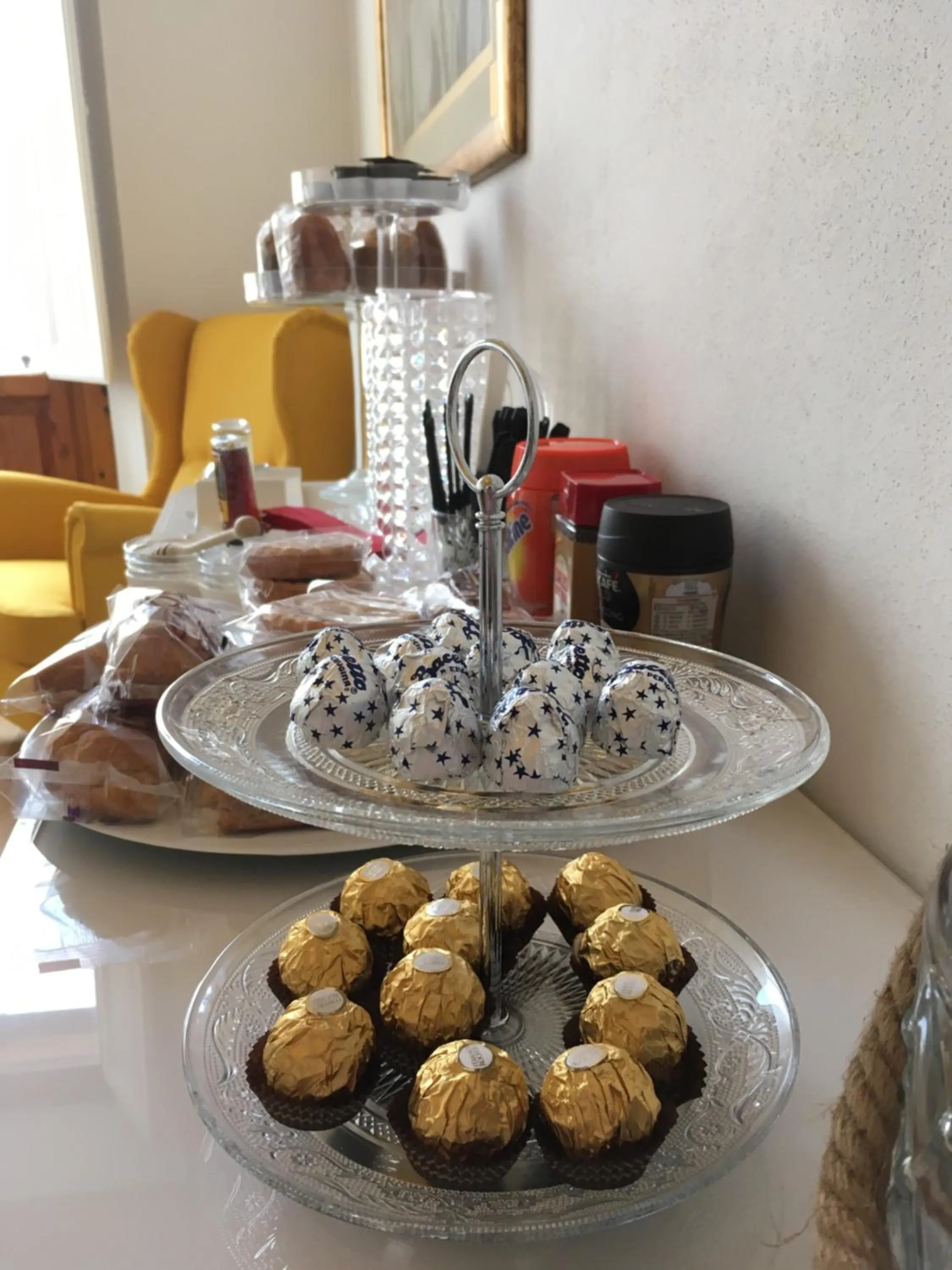 Coffee/tea facilities in Pink Wolf