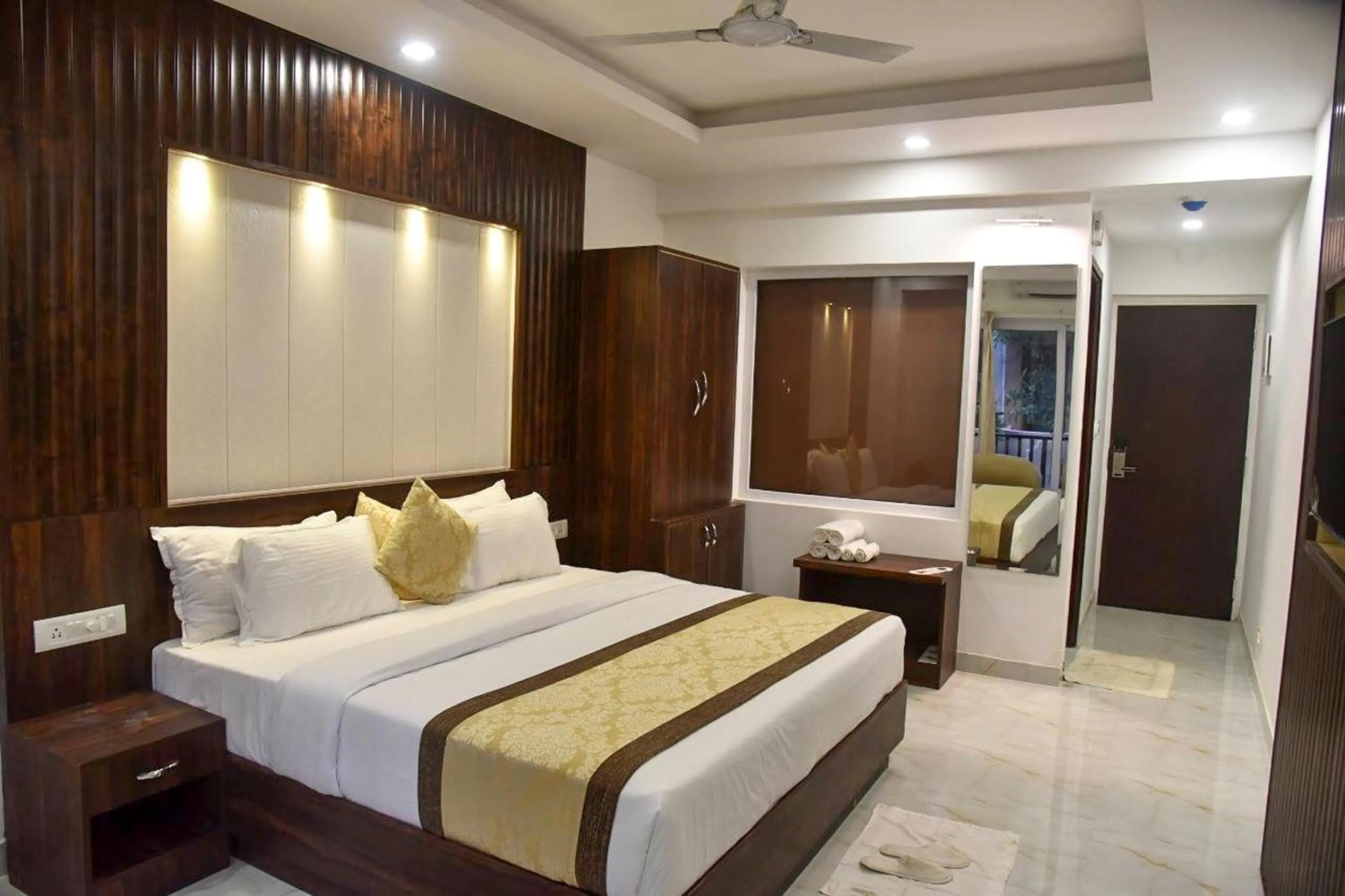 Bedroom, Bed in De Falcon Goa Beach Resort