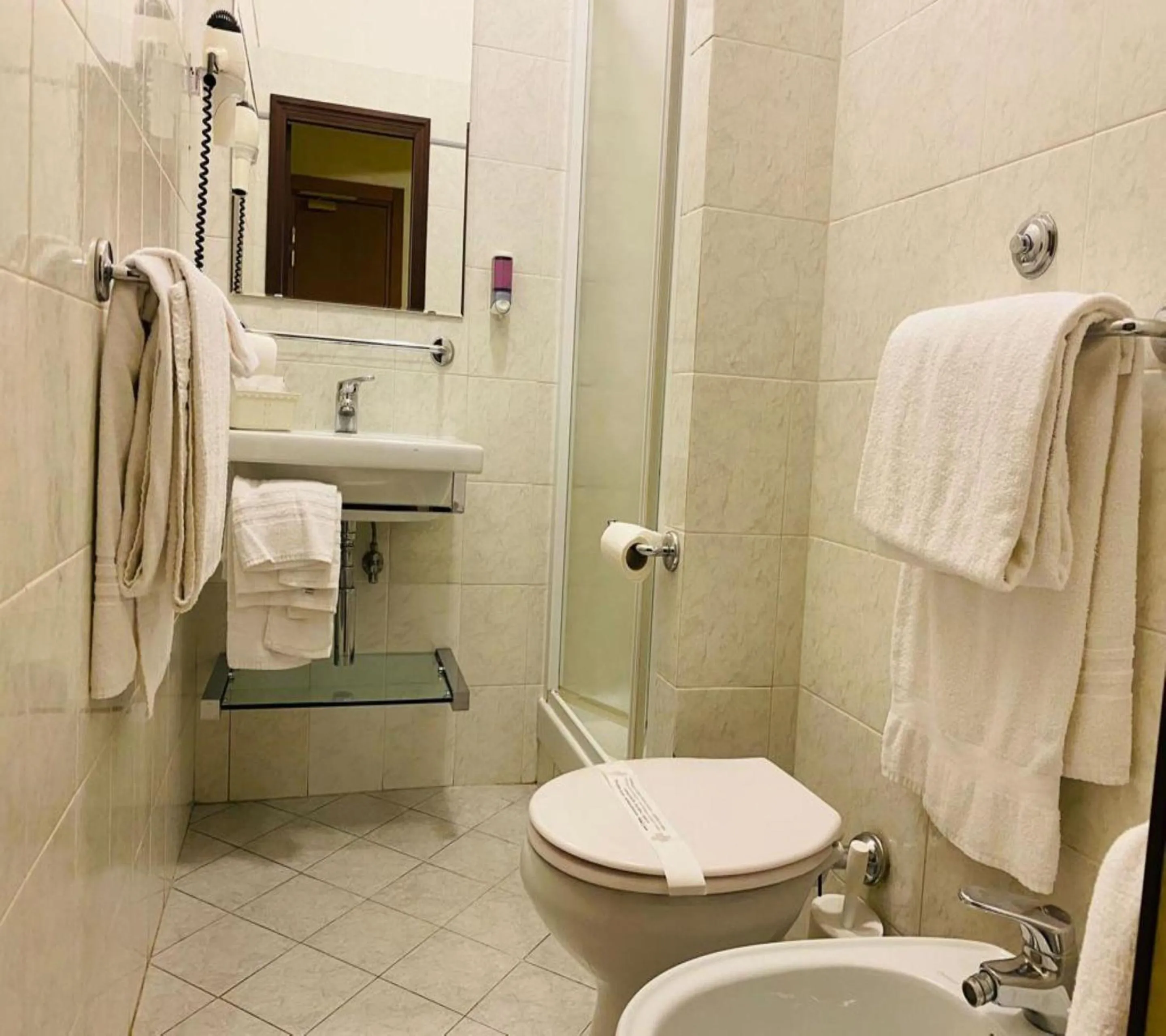 Shower in Sweet Dream Roma Termini