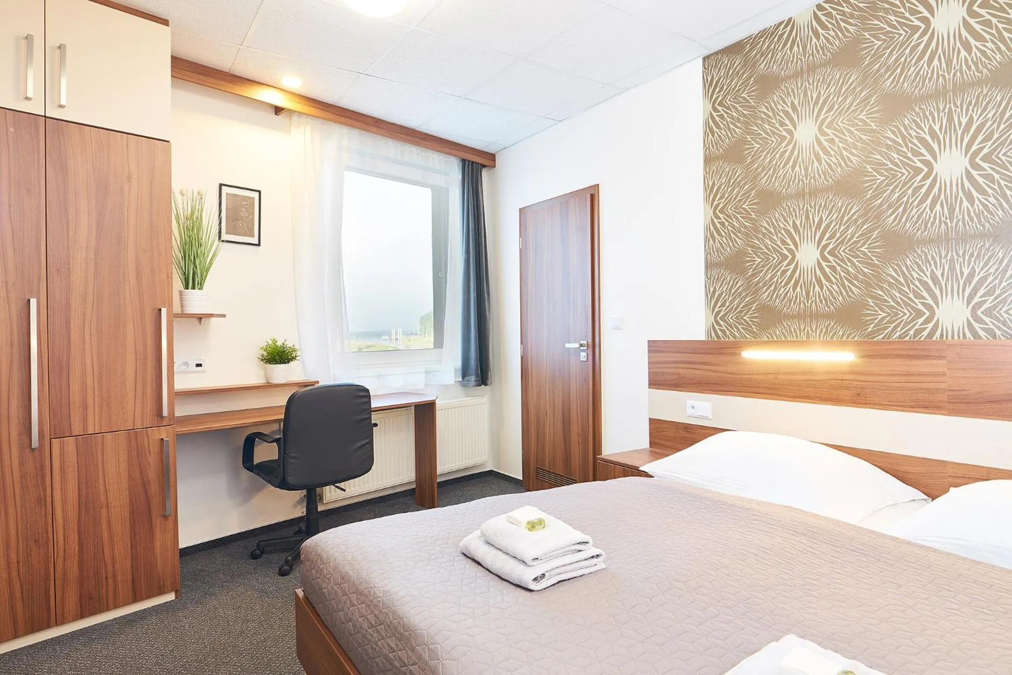 Property building, Bed in Wellness Hotel Kocanda