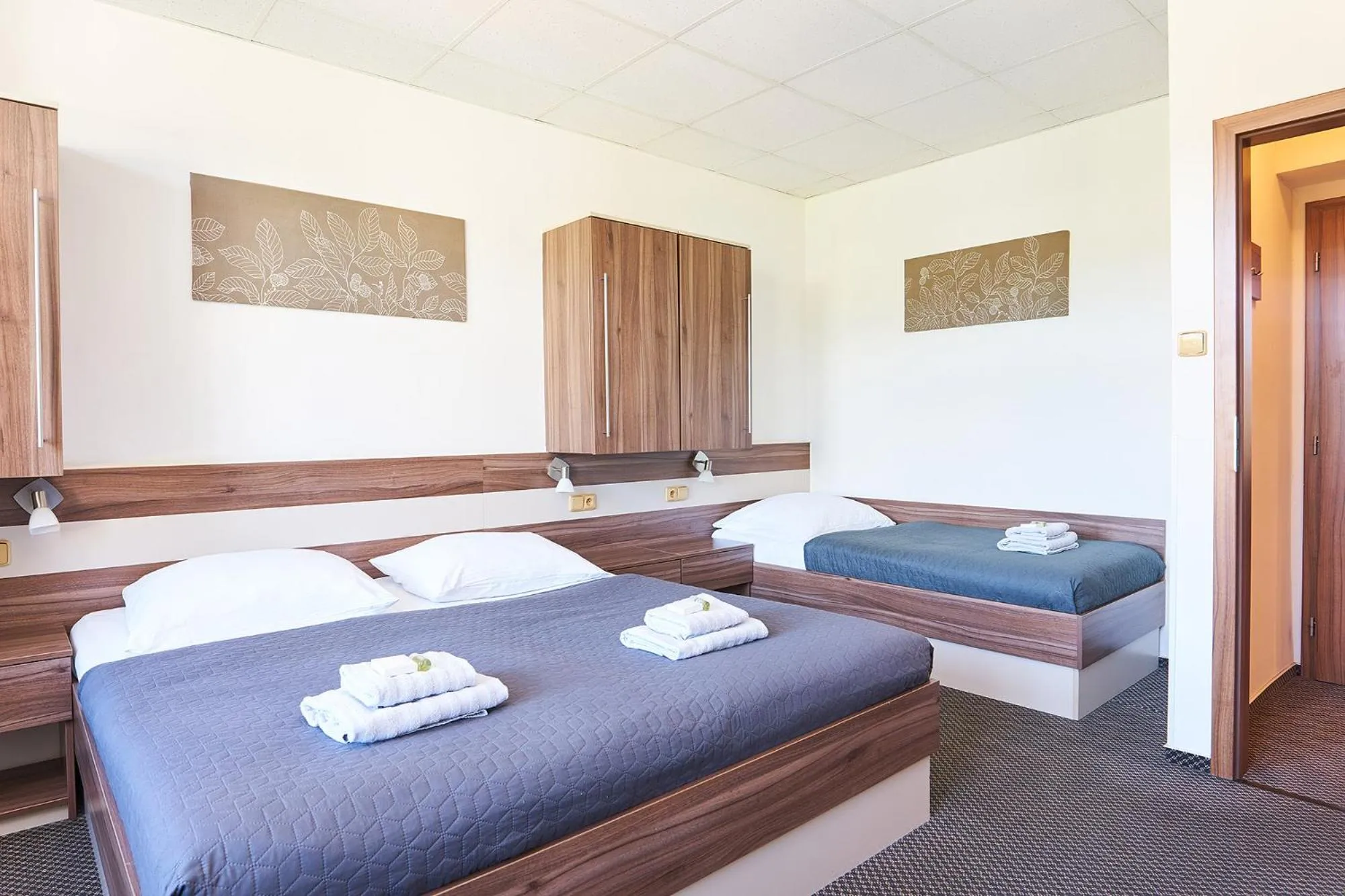 Property building, Bed in Wellness Hotel Kocanda