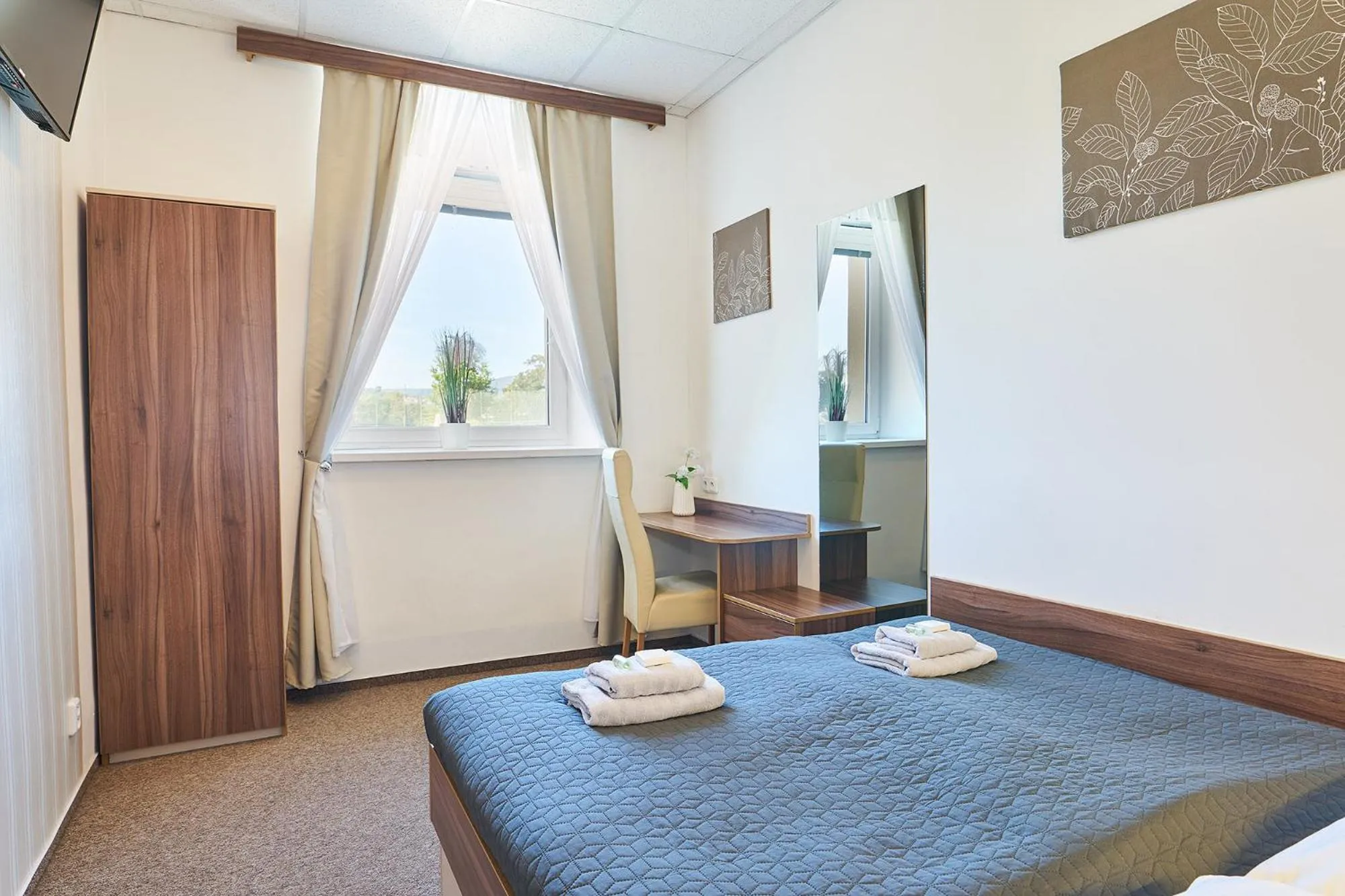 Property building, Bed in Wellness Hotel Kocanda