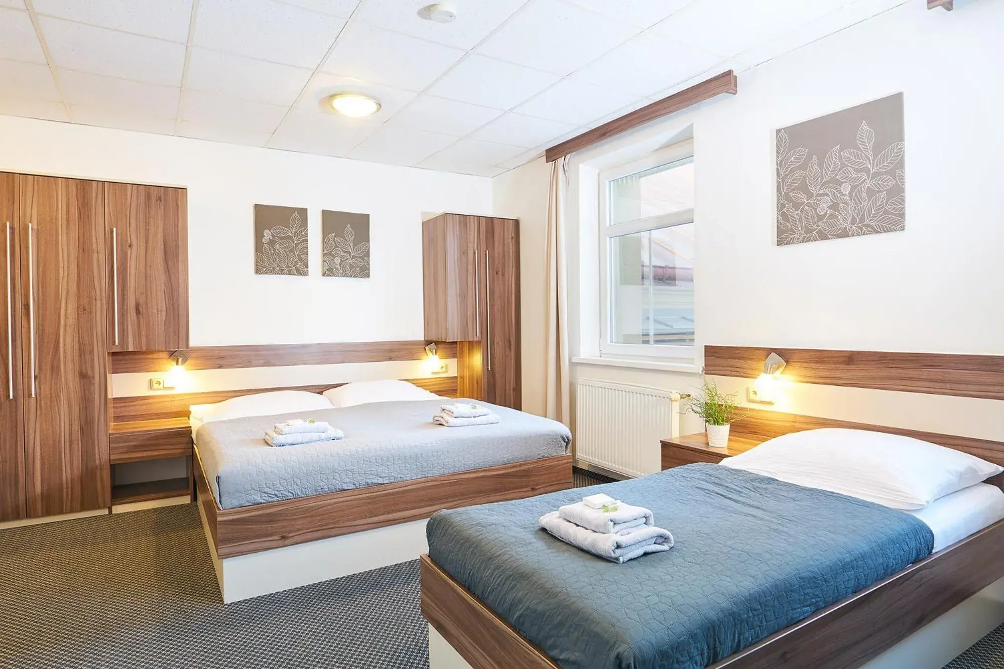 Standard Quadruple Room in Wellness Hotel Kocanda Standard Quadruple Room in Wellness Hotel Kocanda