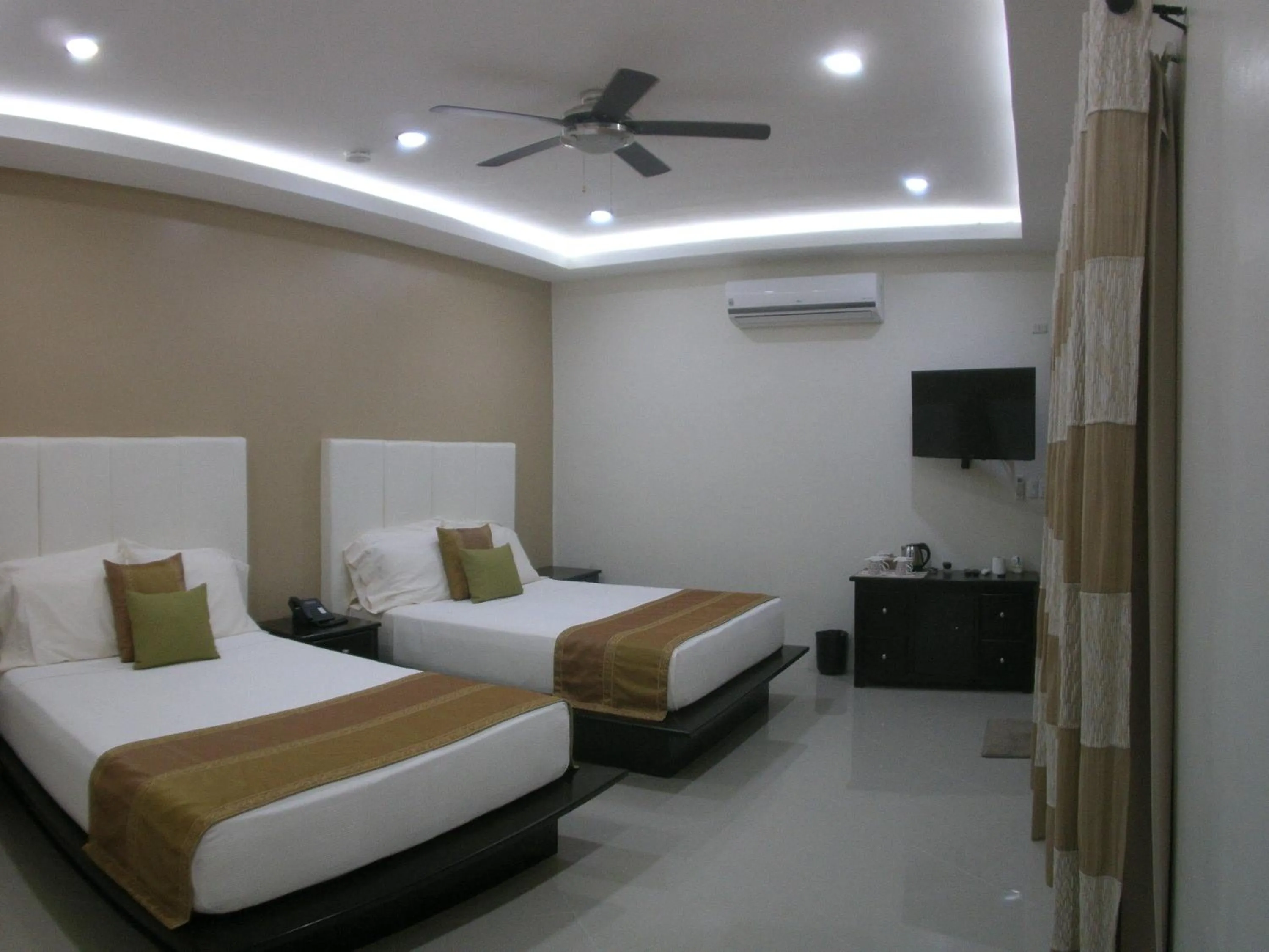 Bedroom, Bed in AJ's Place Beach Resort