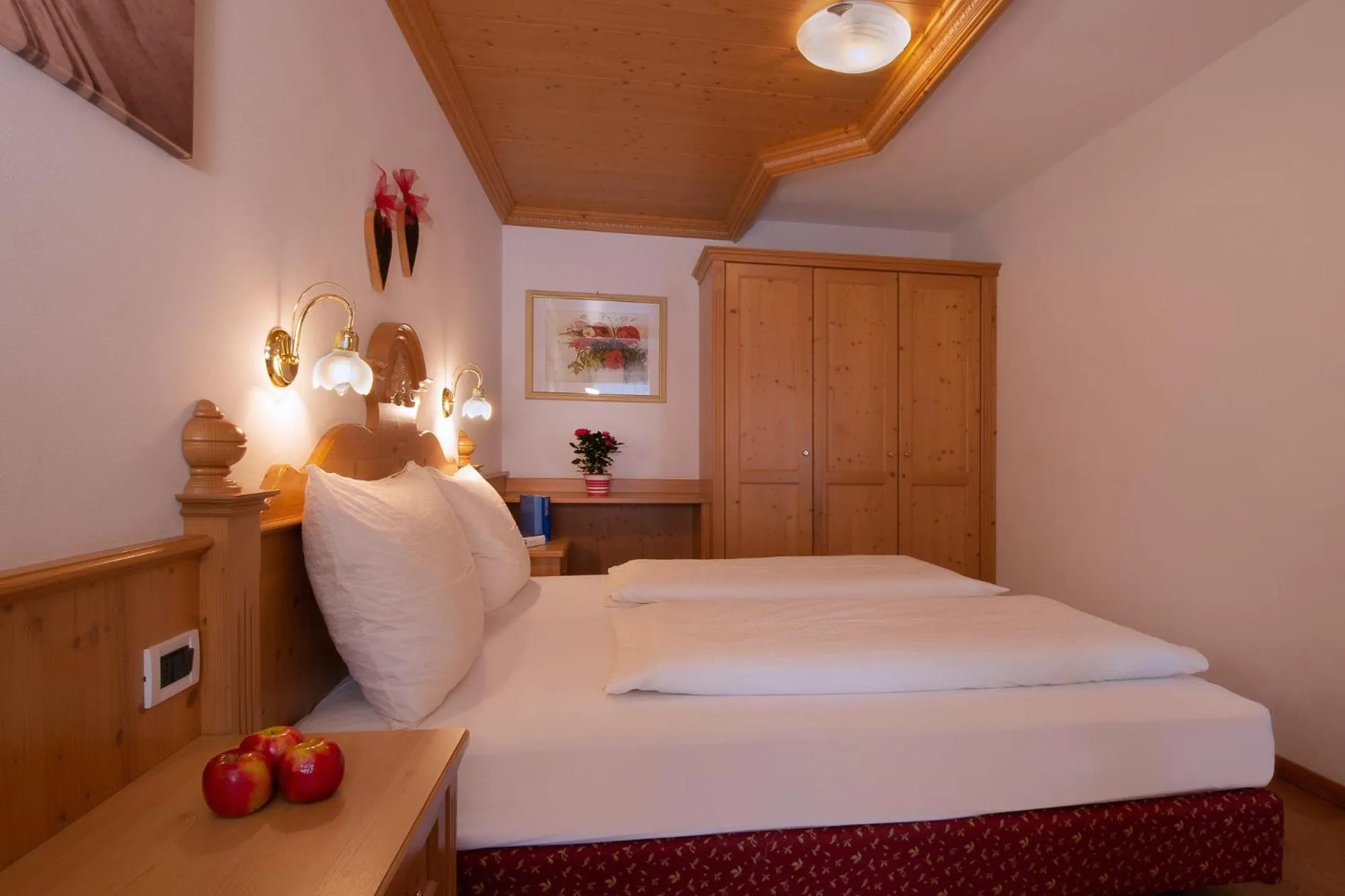 Other, Bed in Residence Barbara