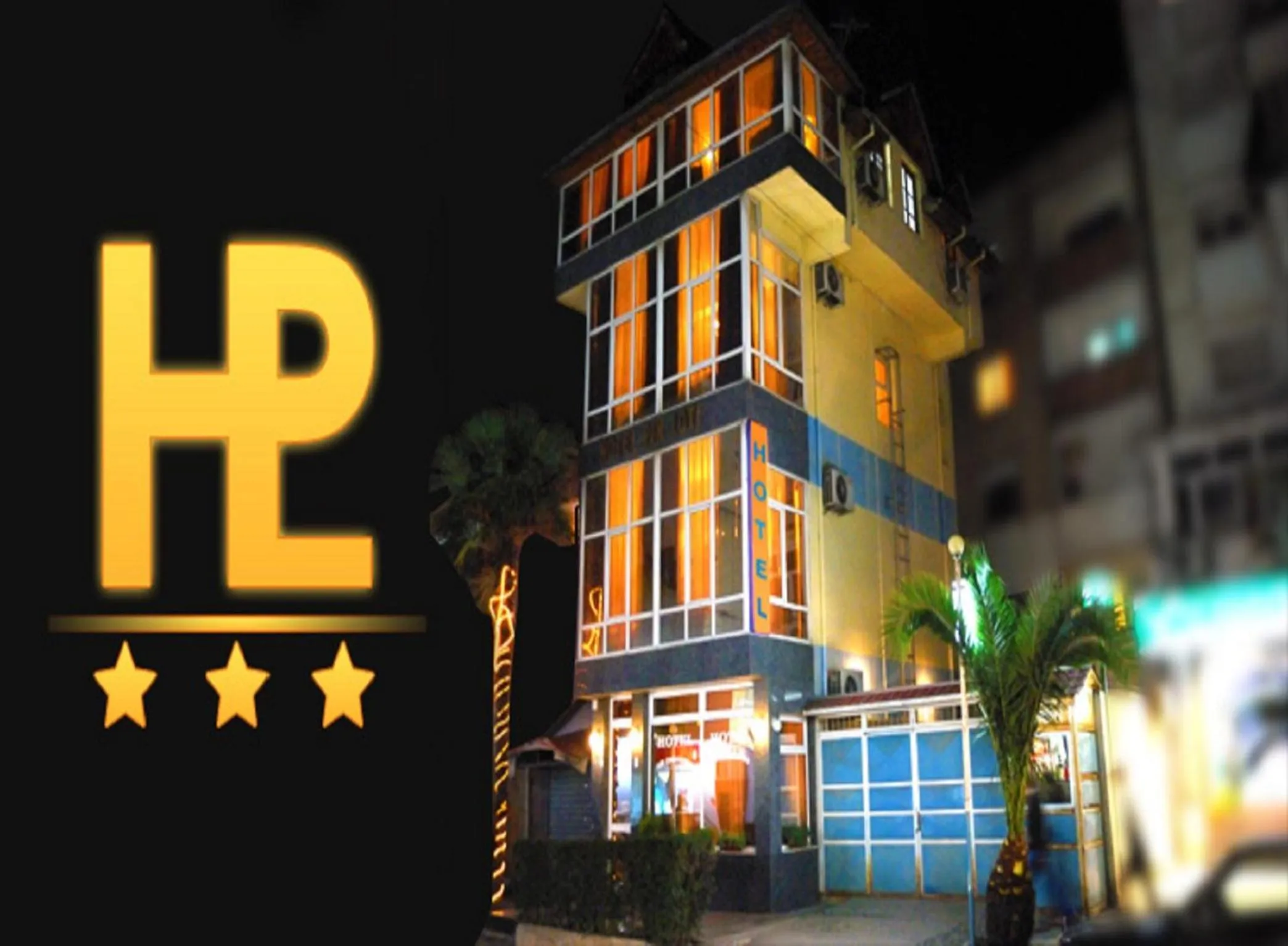 Facade/entrance in Hotel Pik Loti